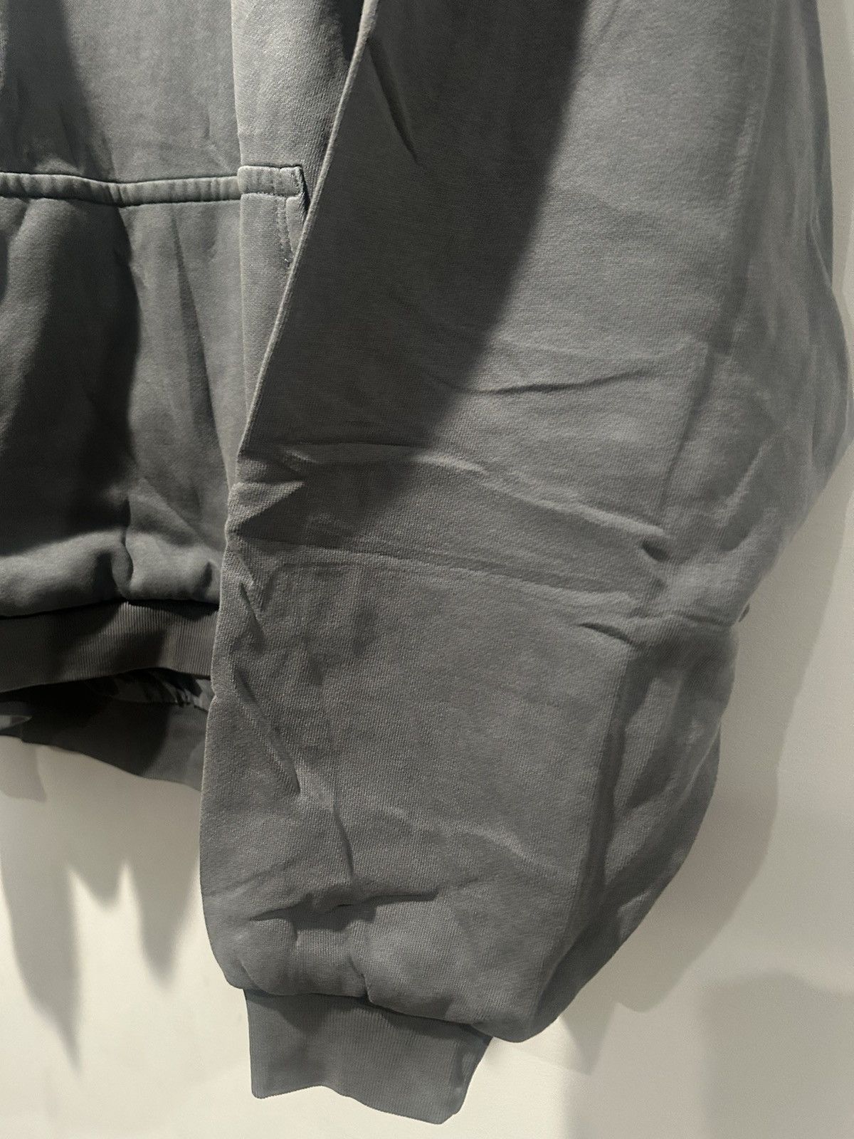 Balenciaga × Gap × Kanye West YZY Gap hoodie Poetic Grey Size US M / EU 48-50 / 2 - 7 Thumbnail