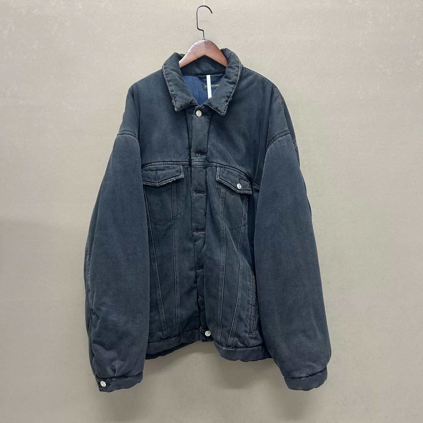 Balenciaga Balenciaga Black Distressed Denim Jacket Size US S / EU 44-46 / 1 - 1 Thumbnail
