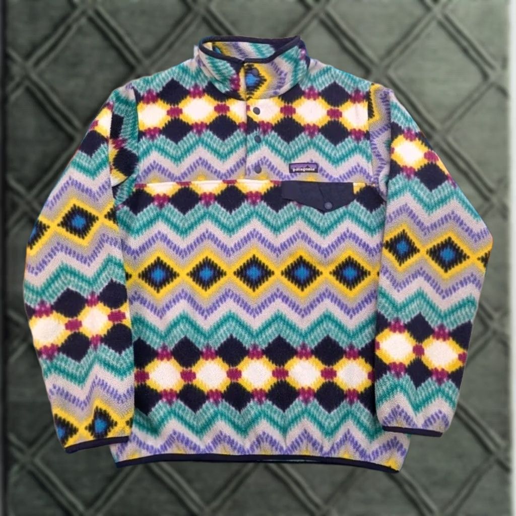 Patagonia Patagonia Synchilla Fleece Pullover Sweater Aztec Camo Small Women Size S / US 4 / IT 40 - 1 Thumbnail