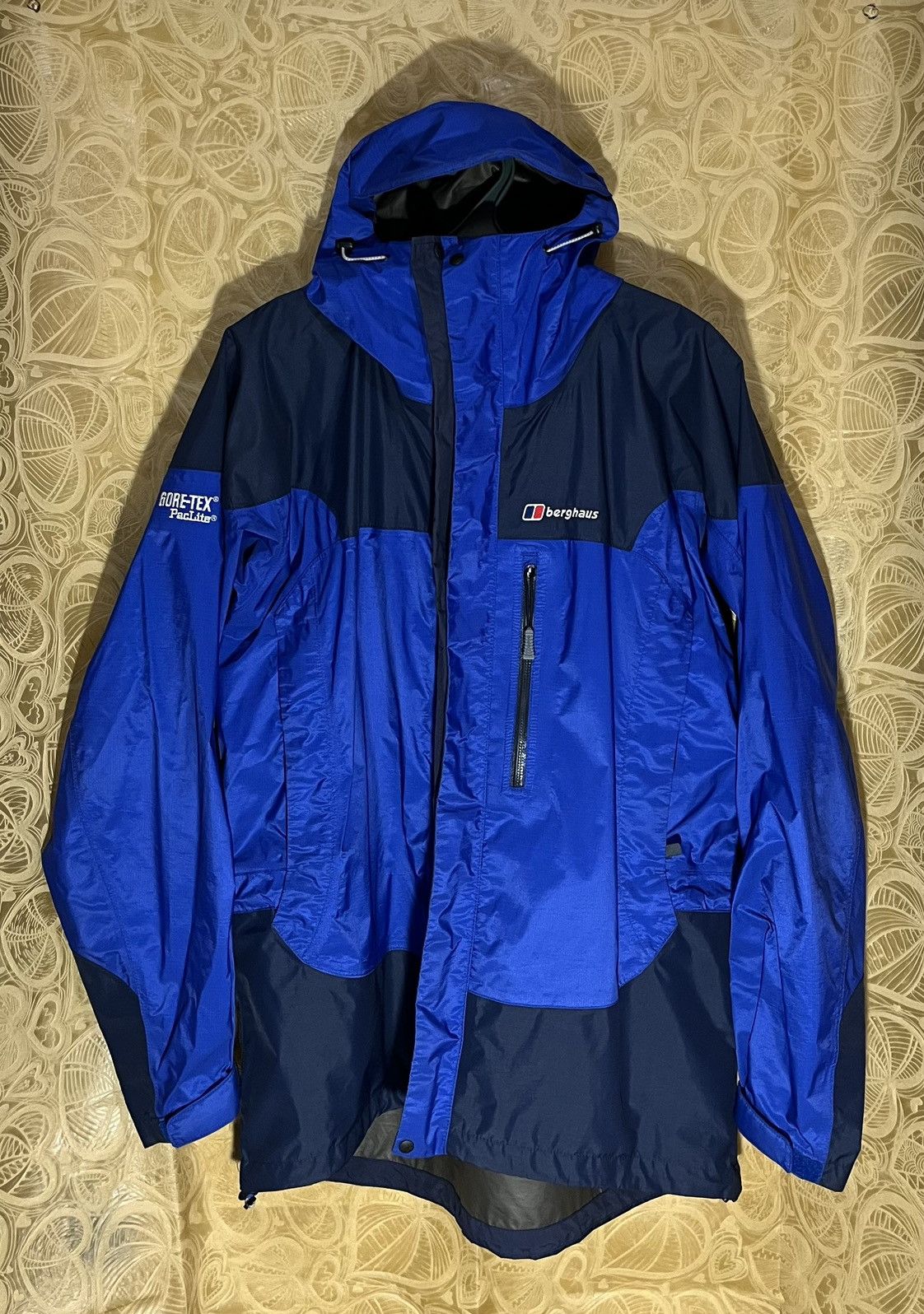 Berghaus Berghaus Paclite Gore-Tex jacket Size US L / EU 52-54 / 3 - 1 Thumbnail