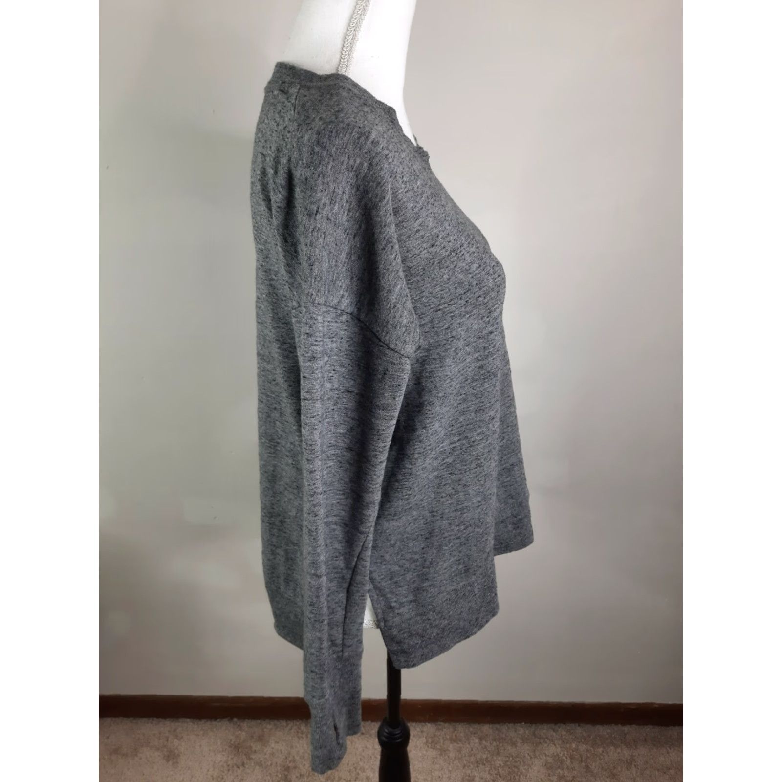 Athleta Athleta Crewneck Sweatshirt Women Size S Heather Gray L3S Size S / US 4 / IT 40 - 4 Thumbnail