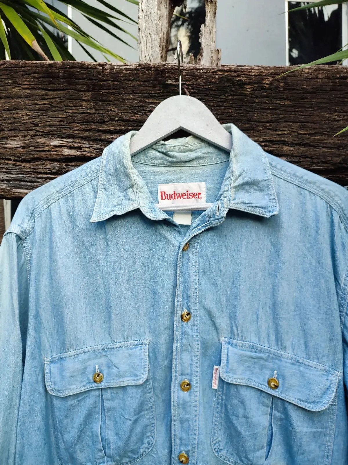Budweiser Vintage Budweiser Embroidered Light Wash Denim Work Shirt Size US L / EU 52-54 / 3 - 2 Thumbnail
