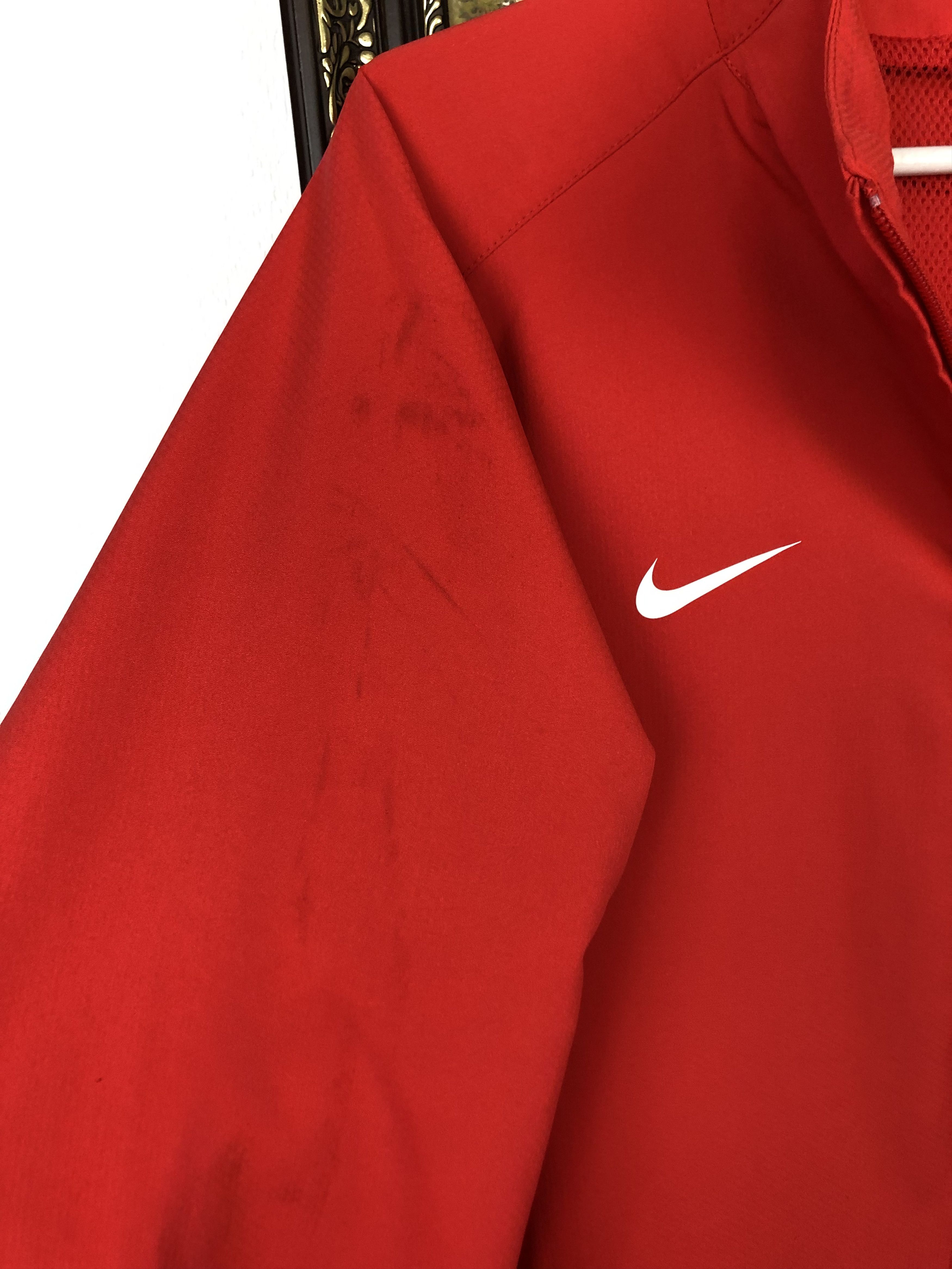 Nike Vintage Nike Manchester United Football Jacket Soccer Track Size US L / EU 52-54 / 3 - 6 Thumbnail