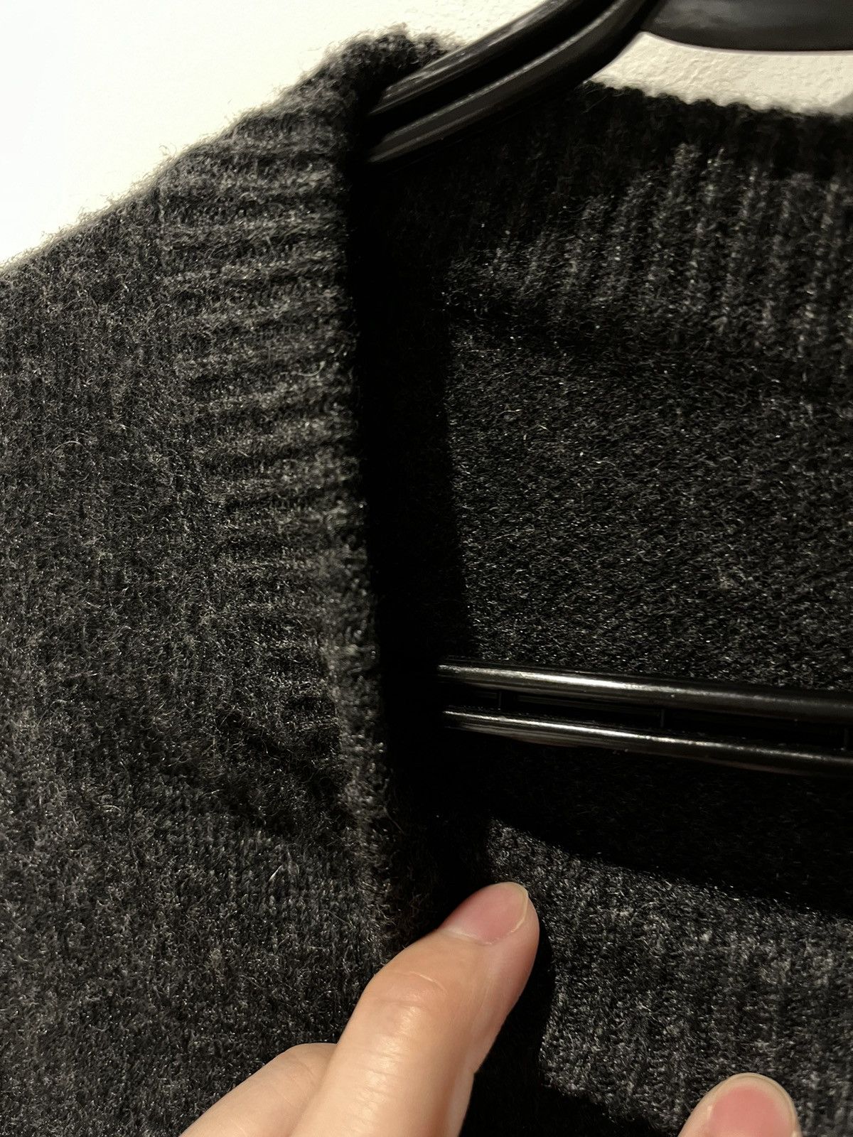 Cos 100% cashmere sweater boxy style unisex Size US M / EU 48-50 / 2 - 7 Thumbnail