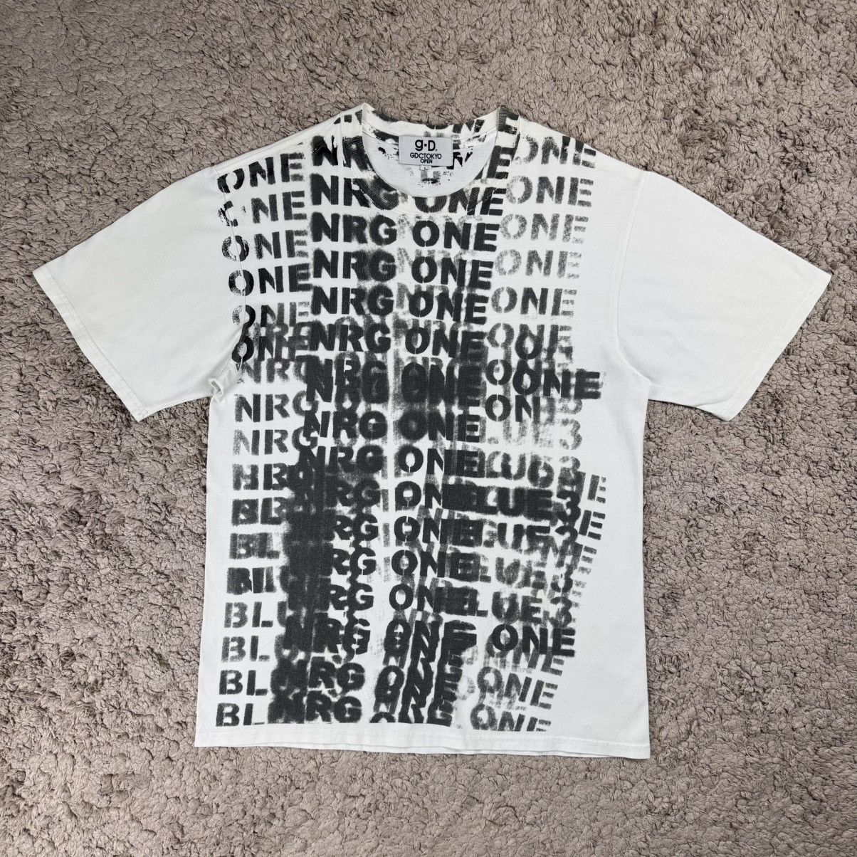 Japanese Brand Vintage Japan GDC Tokyo Handprint T-shirt Size US L / EU 52-54 / 3 - 1 Thumbnail