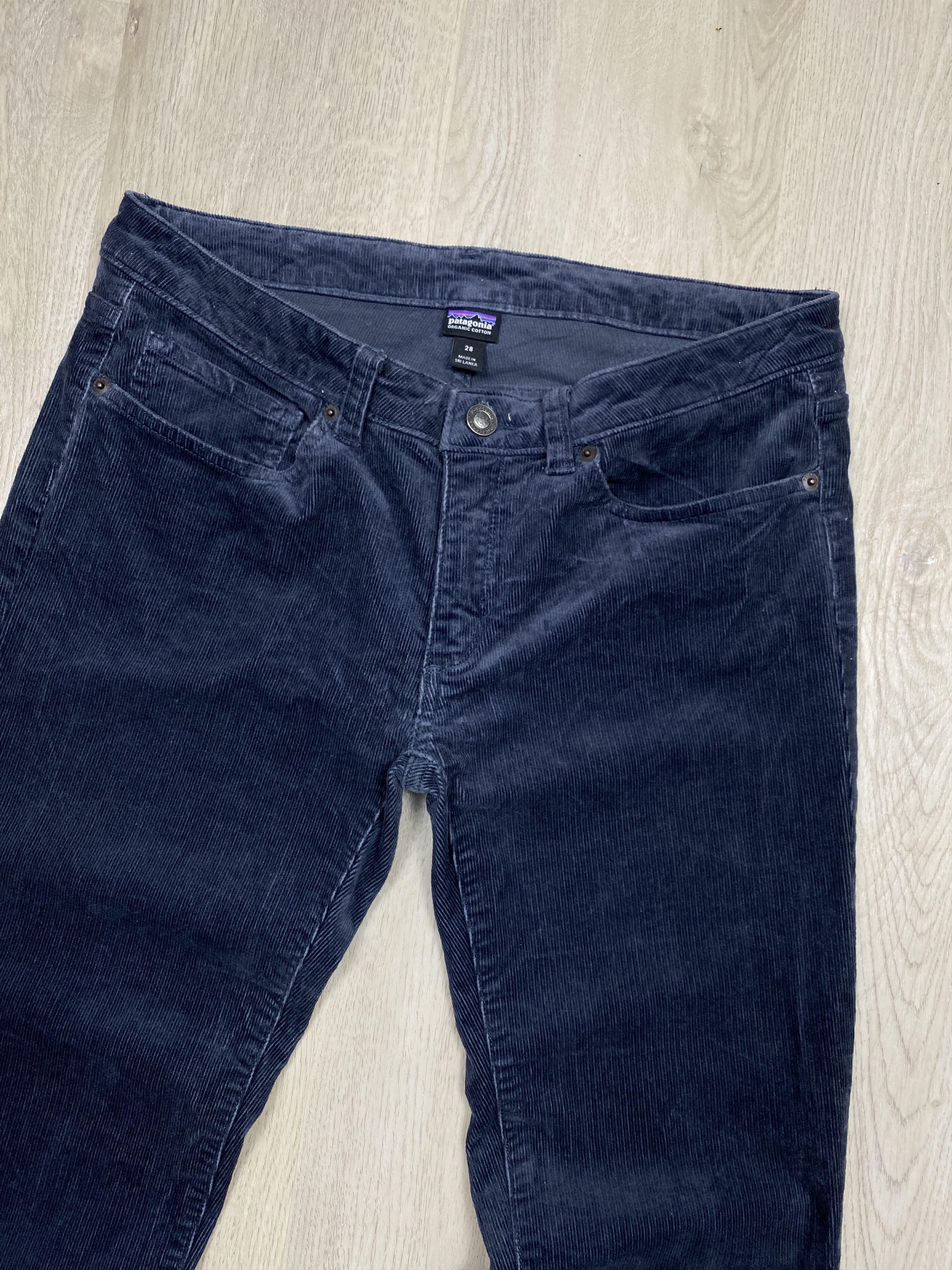 Patagonia Patagonia Vintage Womens Corduroy Denim Pants Size 28" / US 6 / IT 42 - 2 Thumbnail
