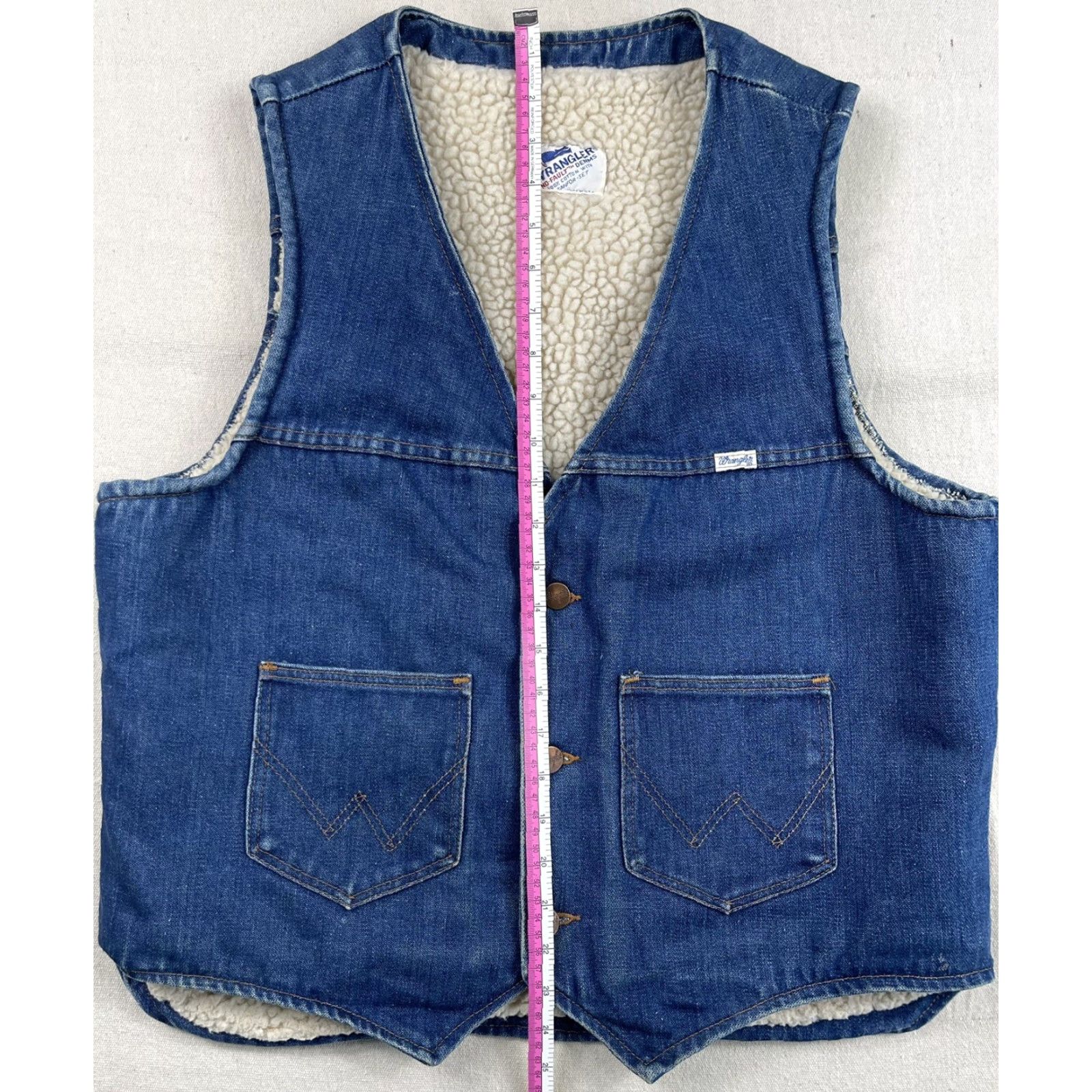 Wrangler VINTAGE Wrangler Denim Jean Vest Blue Sz L USA Sanforized Sherpa Lined 70s 80s Size US 33 - 7 Thumbnail