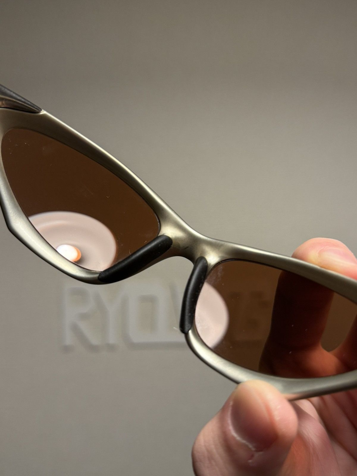 Oakley OAKLEY SCAR PLATINUM SUNGLASSES Size ONE SIZE - 5 Thumbnail