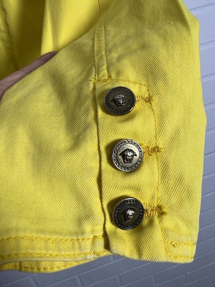 Versace Versace Jeans Couture Vintage Blazer Jacket Yellow Size S Size S / US 4 / IT 40 - 11 Thumbnail