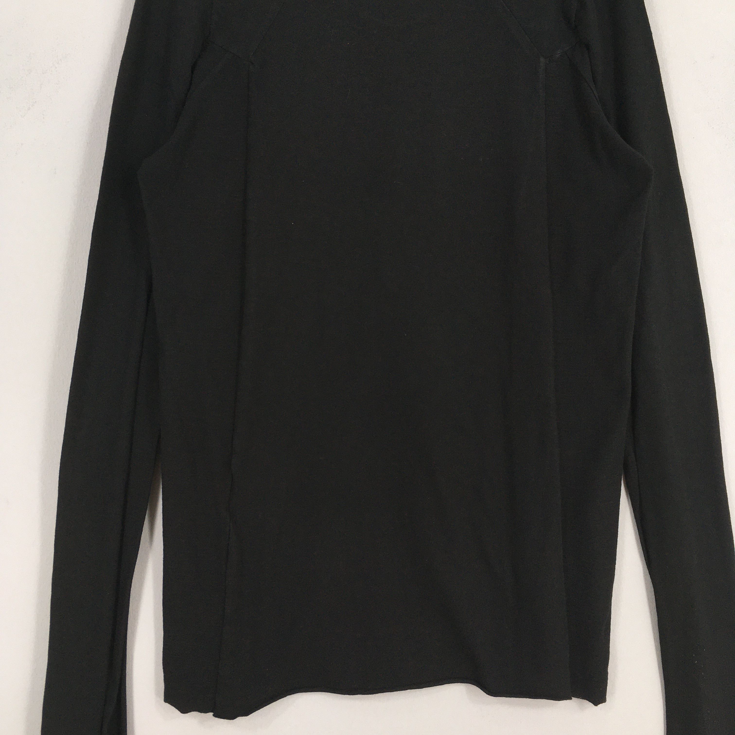 If Six Was Nine × Julius × Le Grande Bleu (L.G.B.) Julius Spring Summer 2015 Black / Prism LS T-Shirt Size 2 Size M / US 6-8 / IT 42-44 - 9 Thumbnail