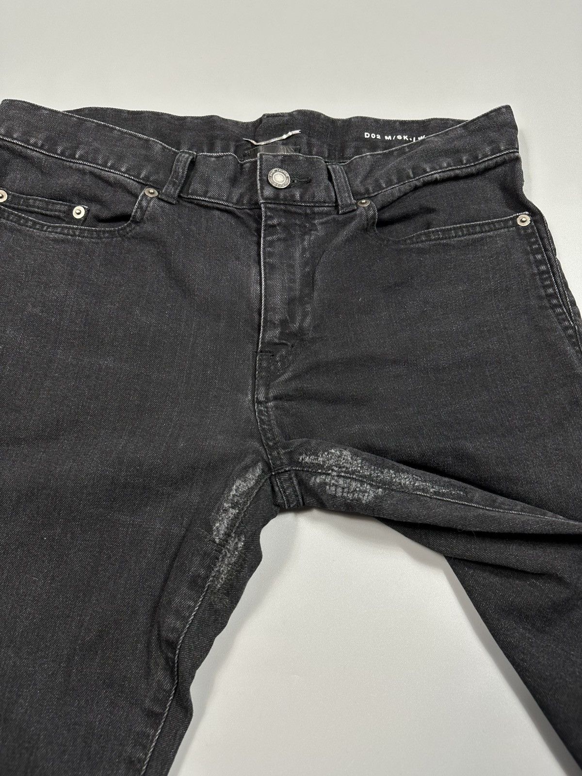 Saint Laurent Paris 2019 Saint Laurent D02 M/SK-LW Distressed Skinny Jeans Size US 31 - 4 Thumbnail