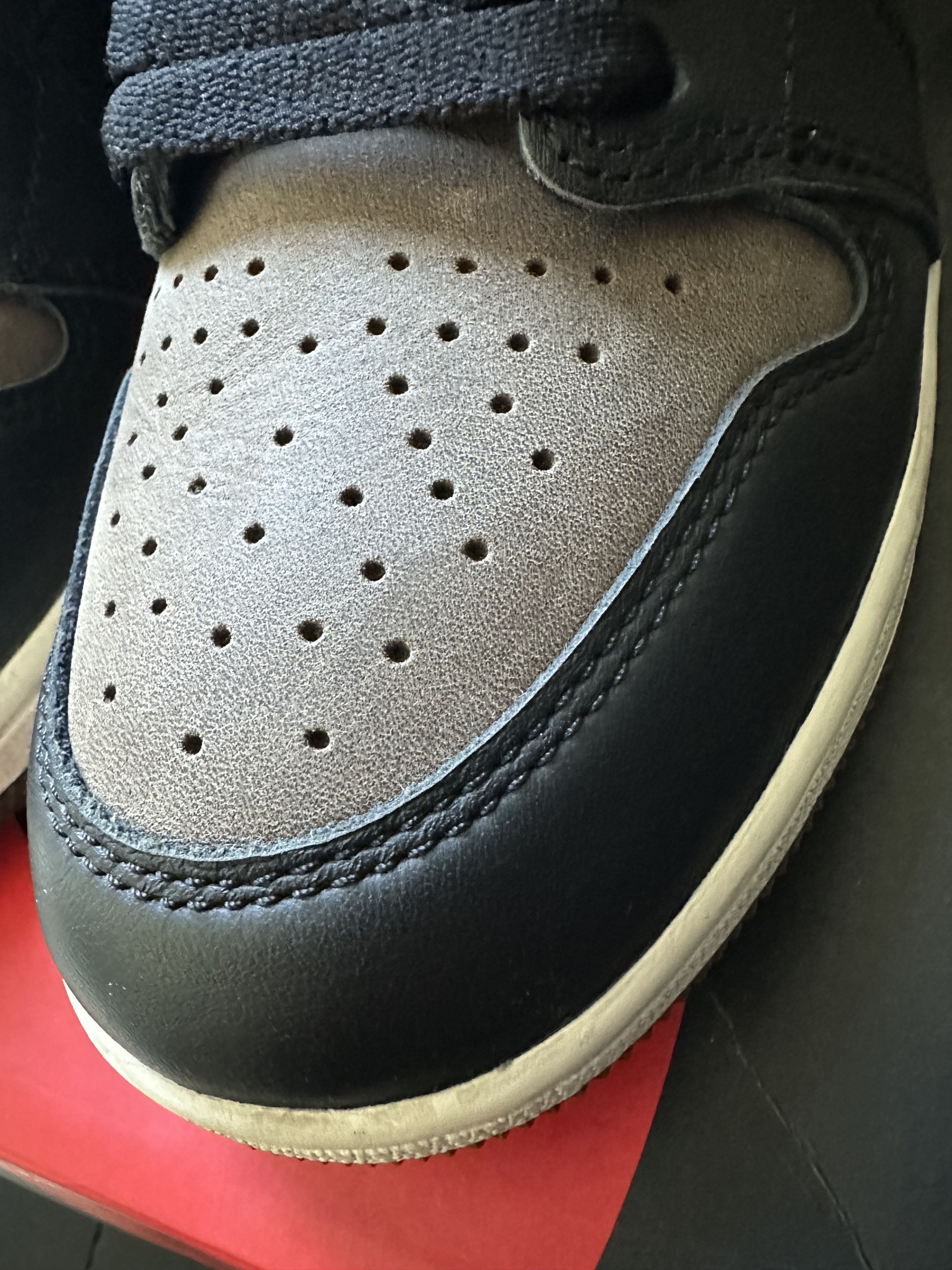 Jordan Brand × Nike PREOWNED AIR JORDAN 1 RETRO HIGH OG GS 6.5Y Size US 8 / IT 38 - 6 Thumbnail