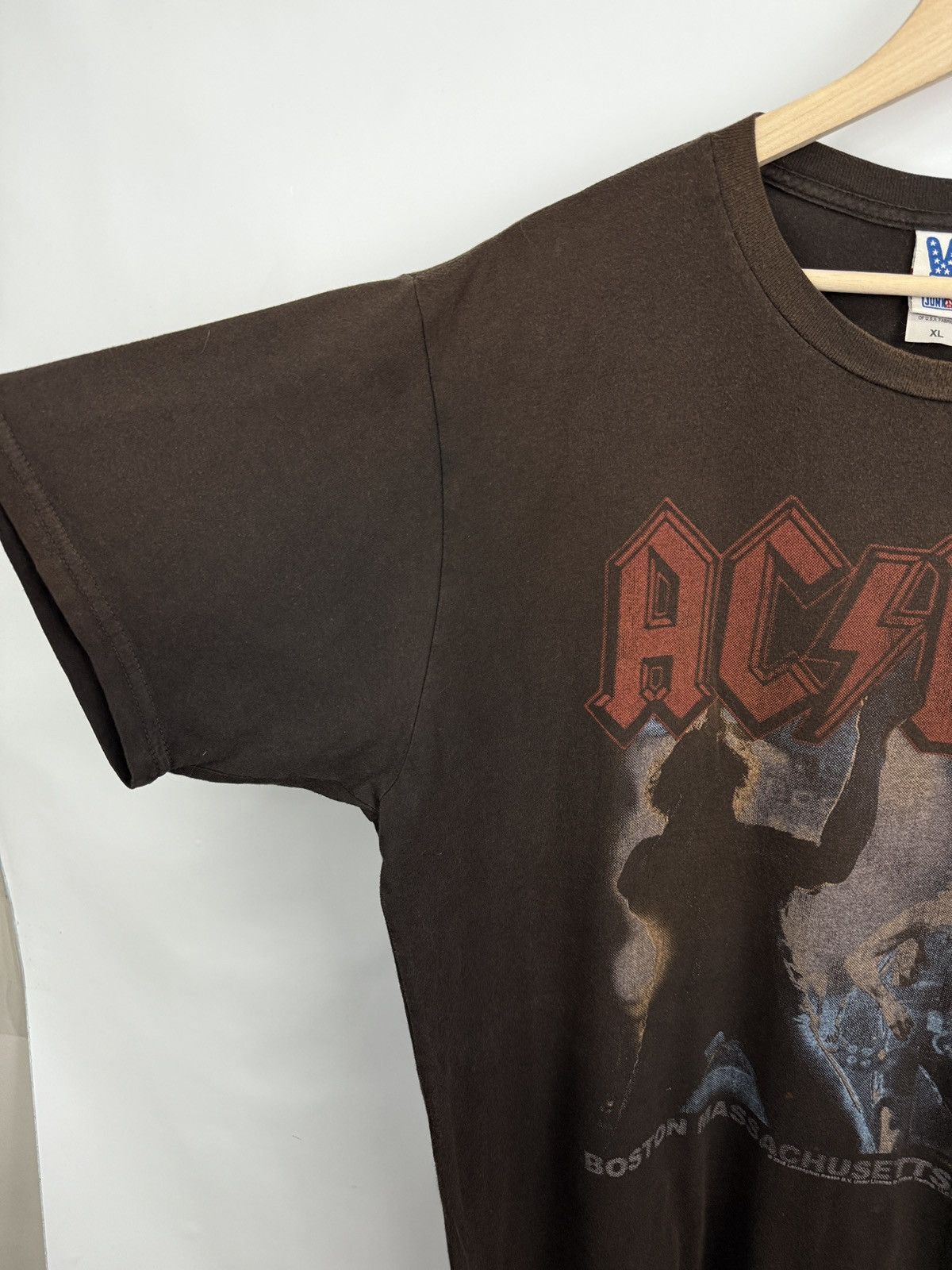 AC/DC 🇺🇸 Vintage 2008 AC/DC Boston Massachusetts 1980 Angus Young Size US XL / EU 56 / 4 - 6 Thumbnail
