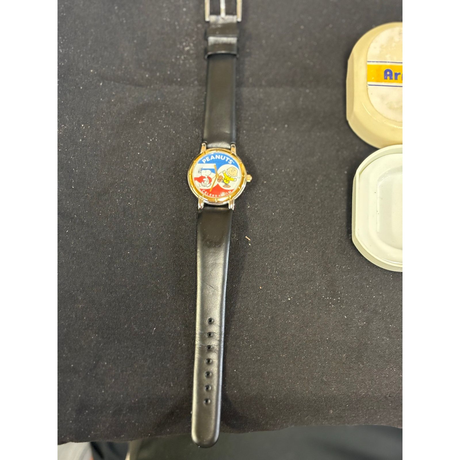 (B).Stroy Armitron Peanuts 50th Anniversary Watch! New Battery! Size ONE SIZE - 7 Thumbnail