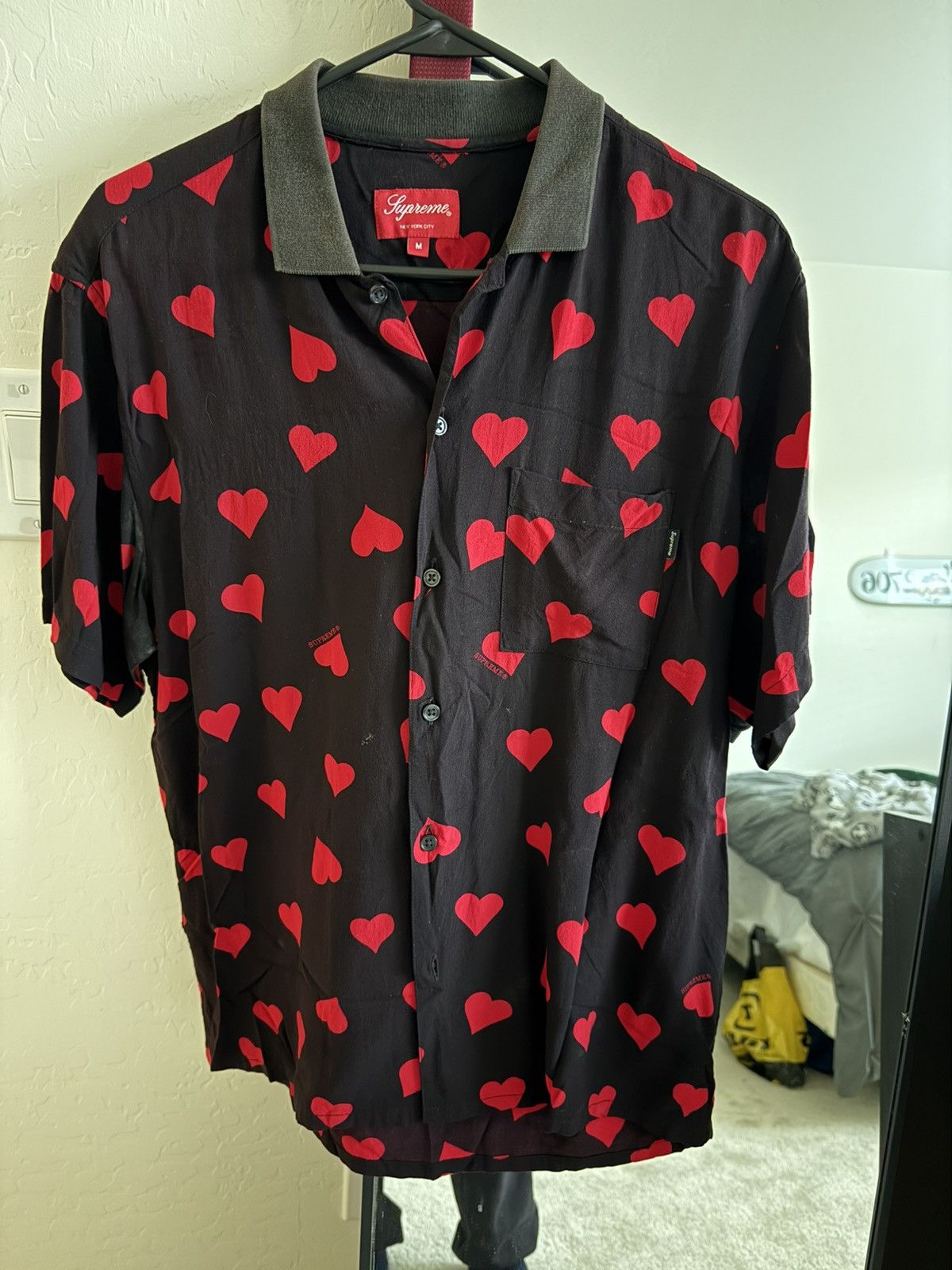 Supreme Supreme Hearts Rayon Shirt Size US M / EU 48-50 / 2 - 1 Thumbnail