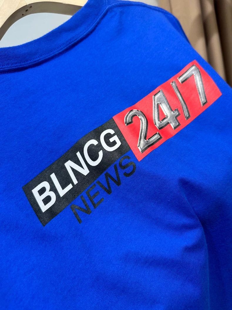 Balenciaga Balenciaga Electric Blue Short Sleeve T-shirt Size US XS / EU 42 / 0 - 3 Thumbnail
