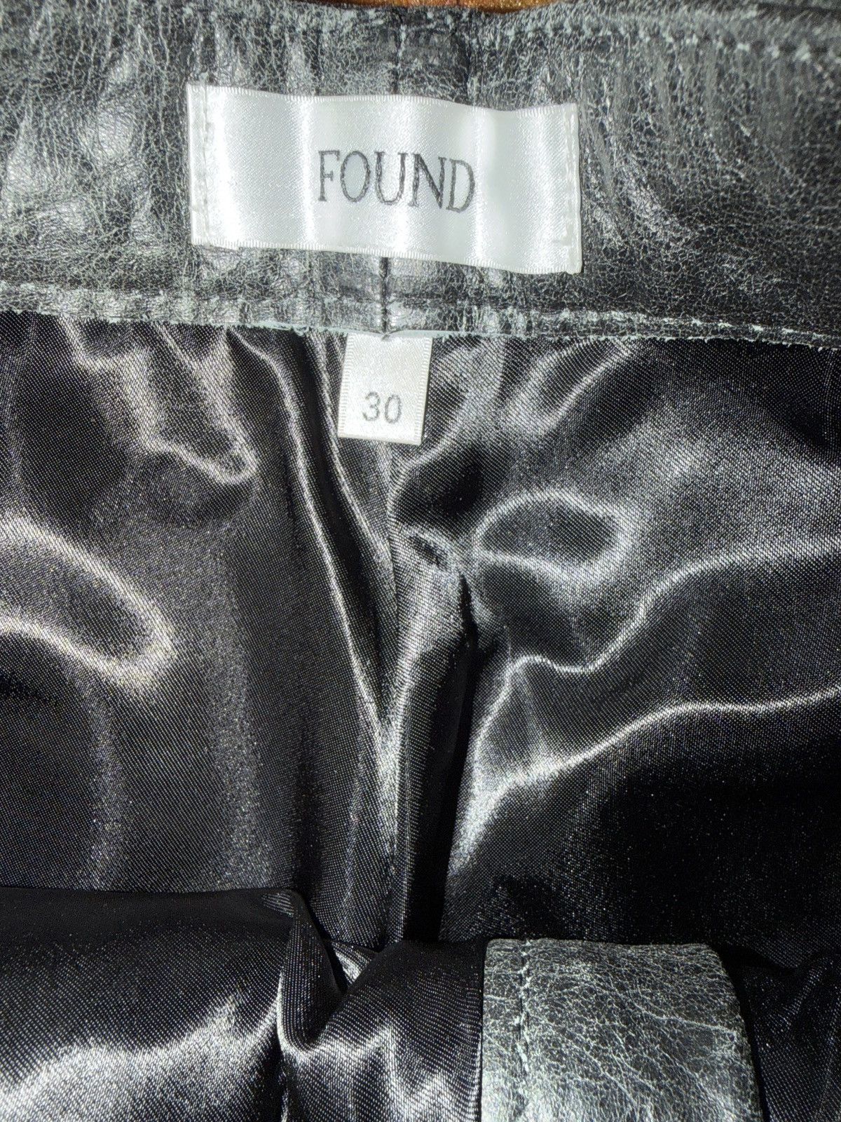 Other Found Size US 30 / EU 46 - 2 Thumbnail