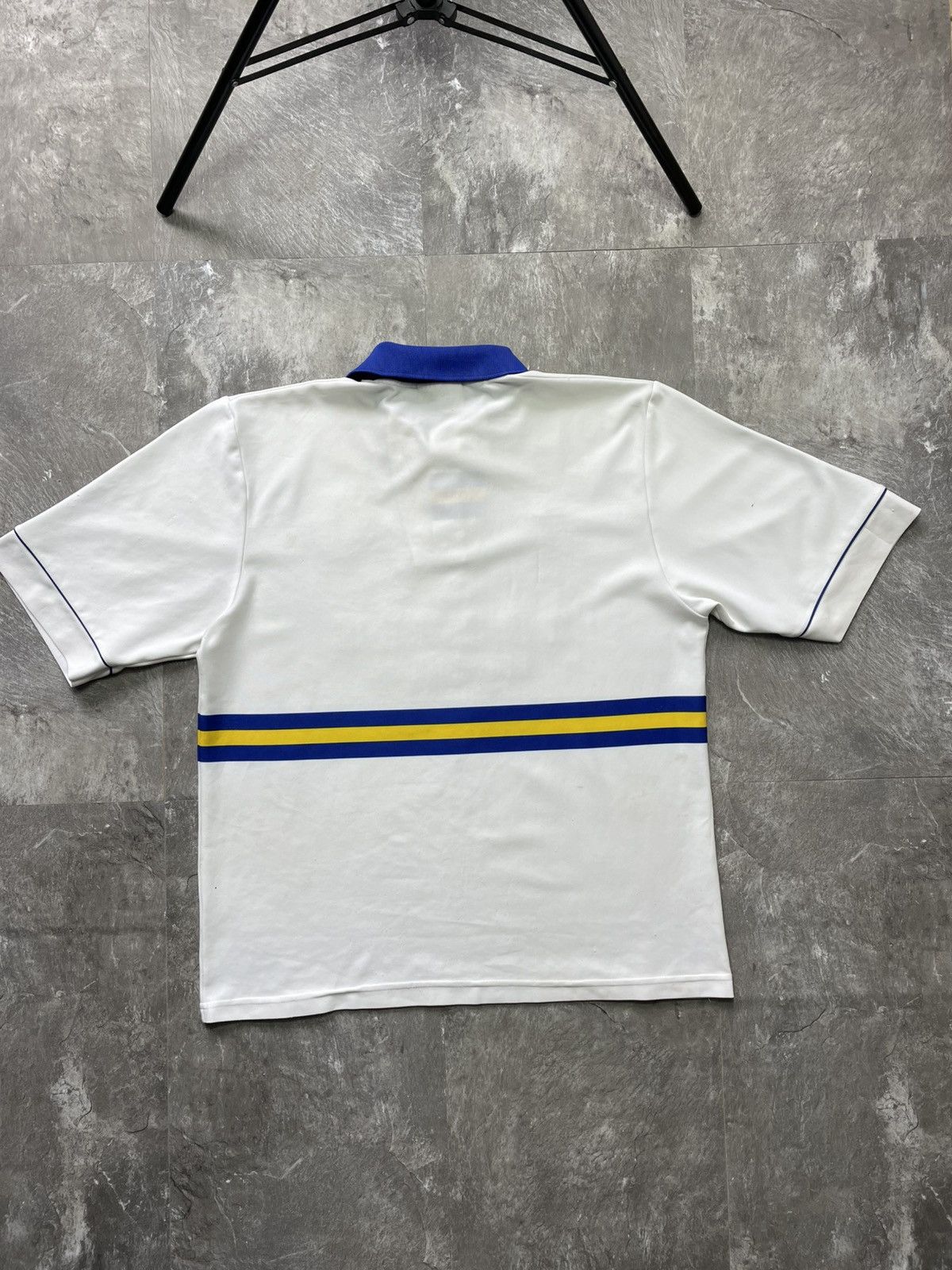 Asics Vintage Asics Leeds United 1993 1994 1995 Home Jersey Shirt Size US L / EU 52-54 / 3 - 9 Thumbnail
