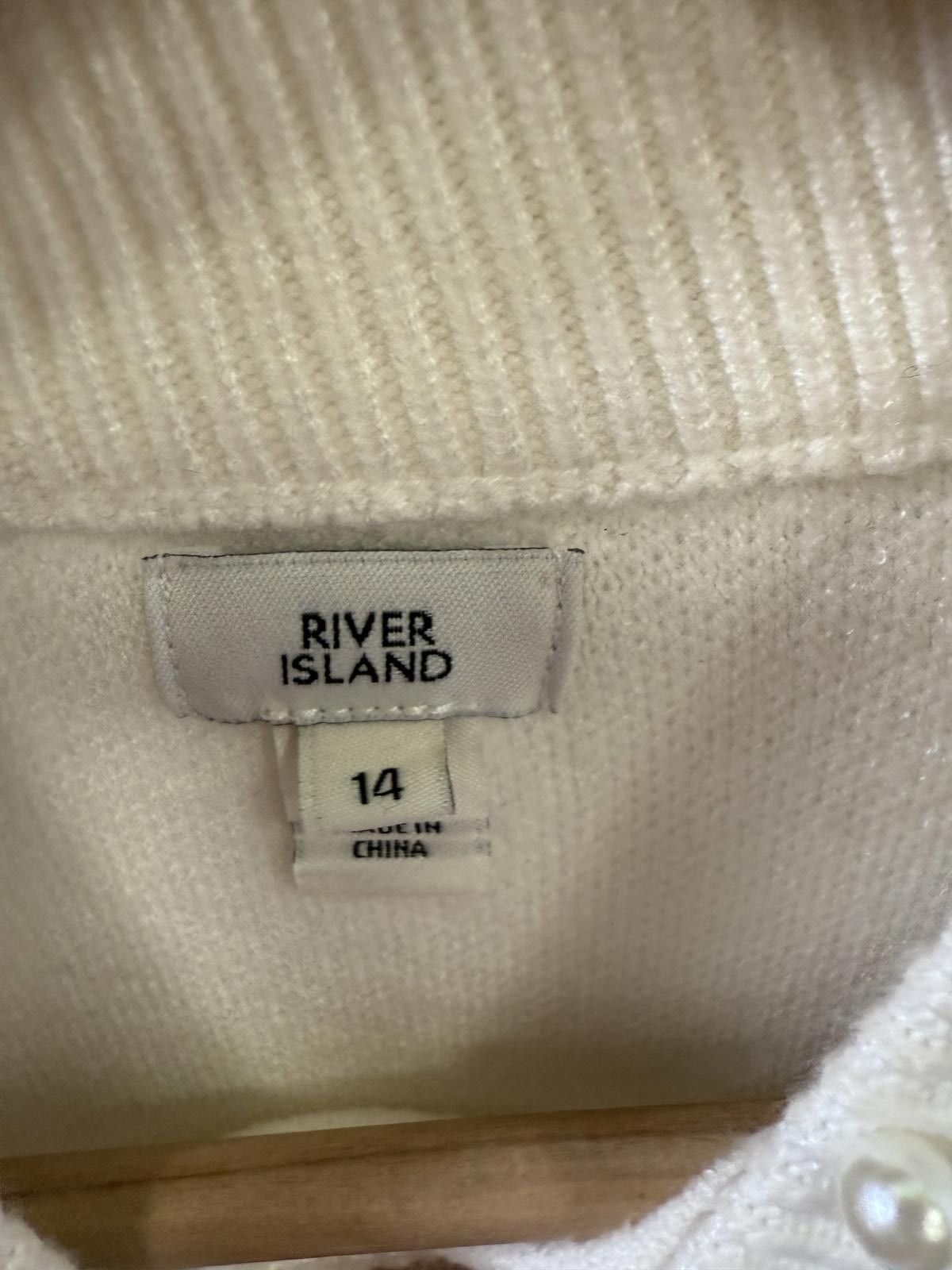 River Island Women's White Sweater with Pearl Embellishments Size L / US 10 / IT 46 - 4 Thumbnail