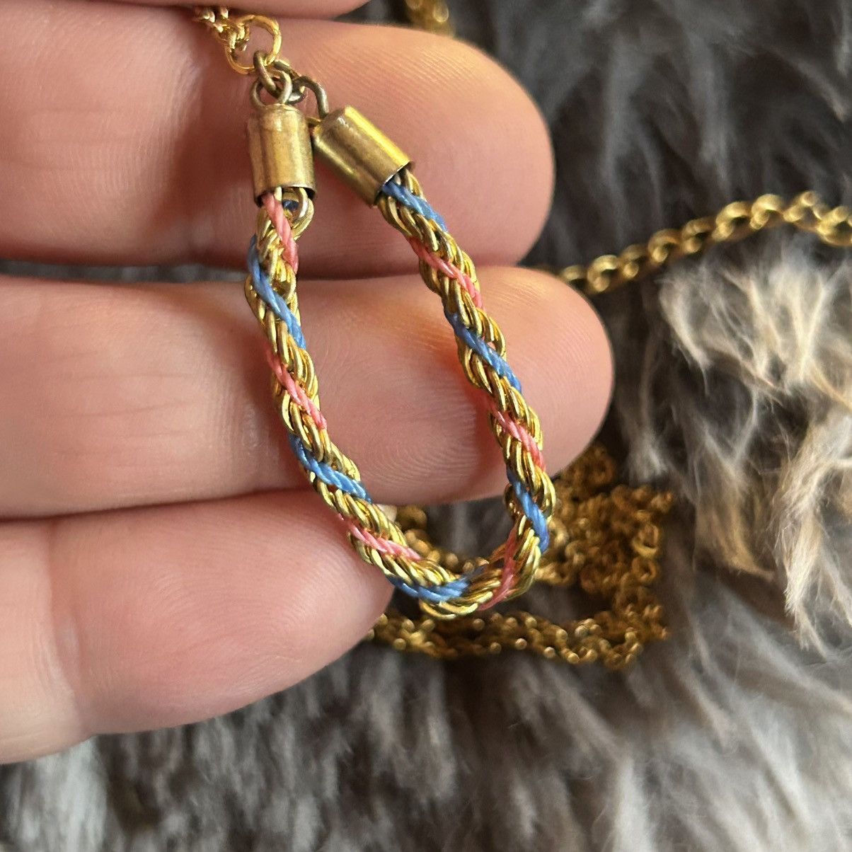 Vintage Vintage pink blue and gold braided loop pendant necklace Size ONE SIZE - 6 Thumbnail