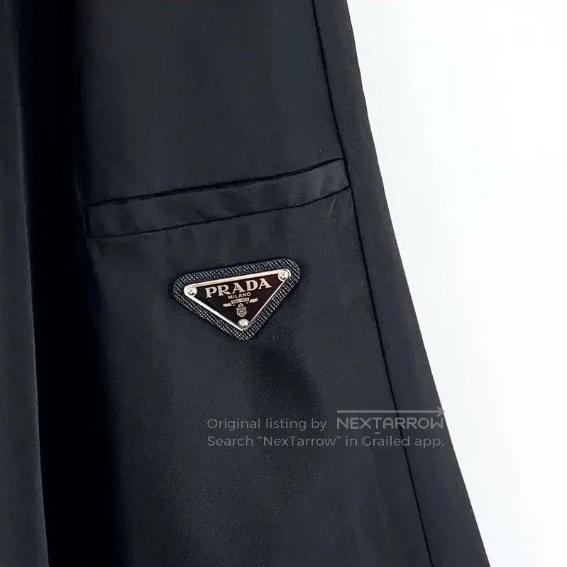 Prada Prada Black Nylon Midi Skirt. Size 30" / US 8 / IT 44 - 4 Thumbnail