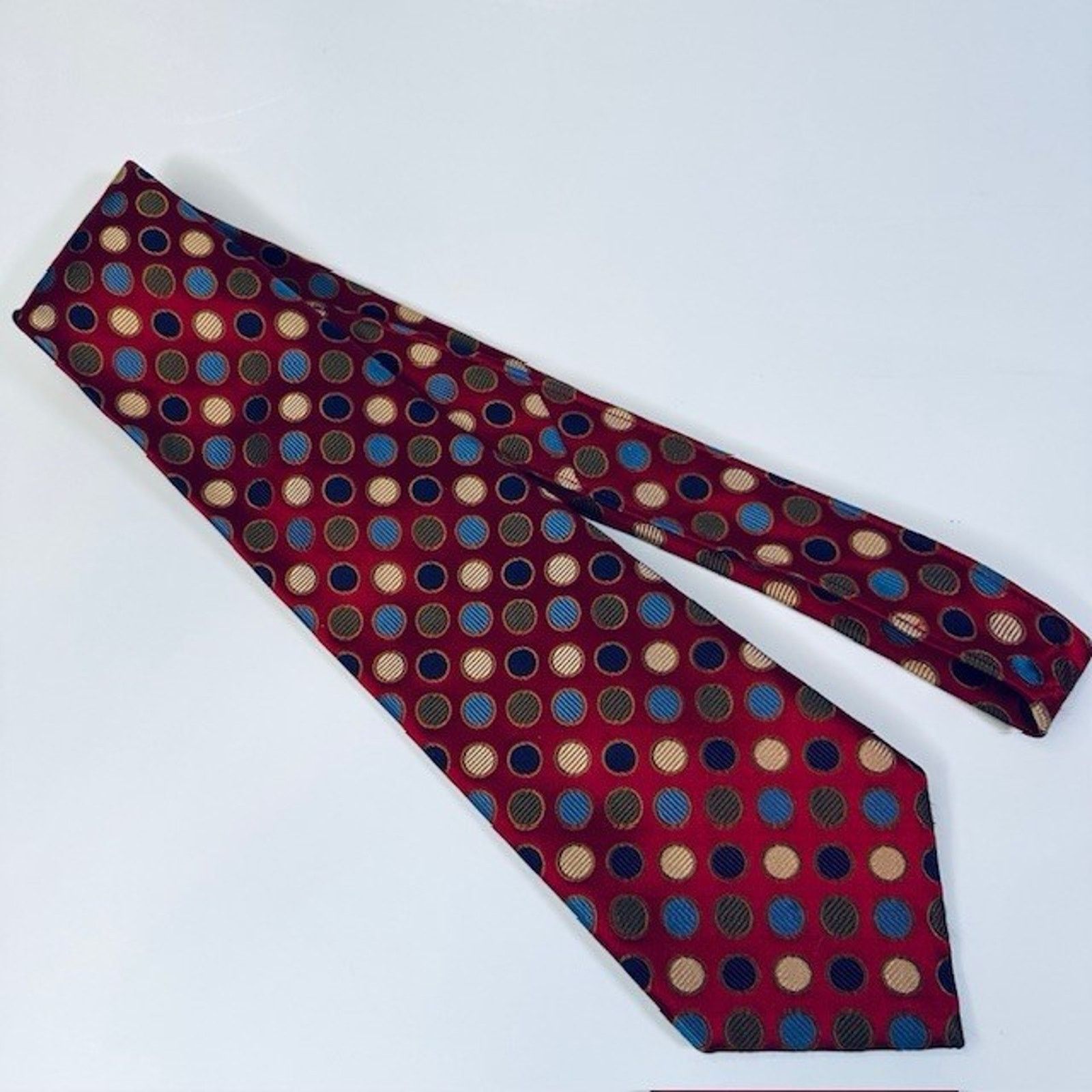 Other Meeting Street Men's Neck Tie 100% Silk Hand Made Red w/Dots Size ONE SIZE - 3 Thumbnail