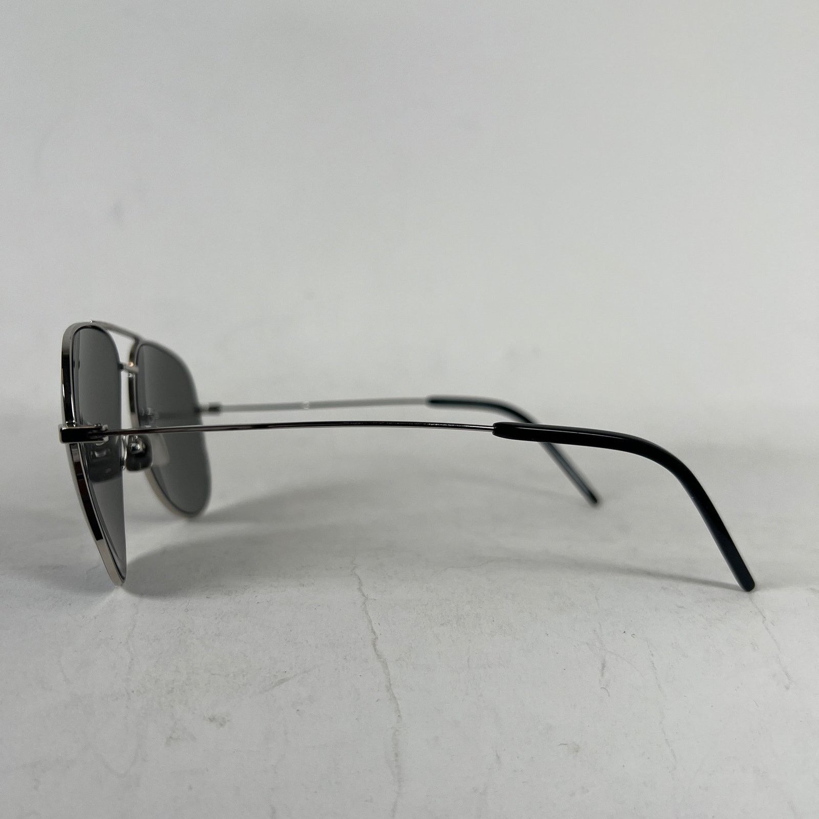 Saint Laurent Paris Saint Laurent Black Tinted Aviator Sunglasses Size ONE SIZE - 2 Thumbnail