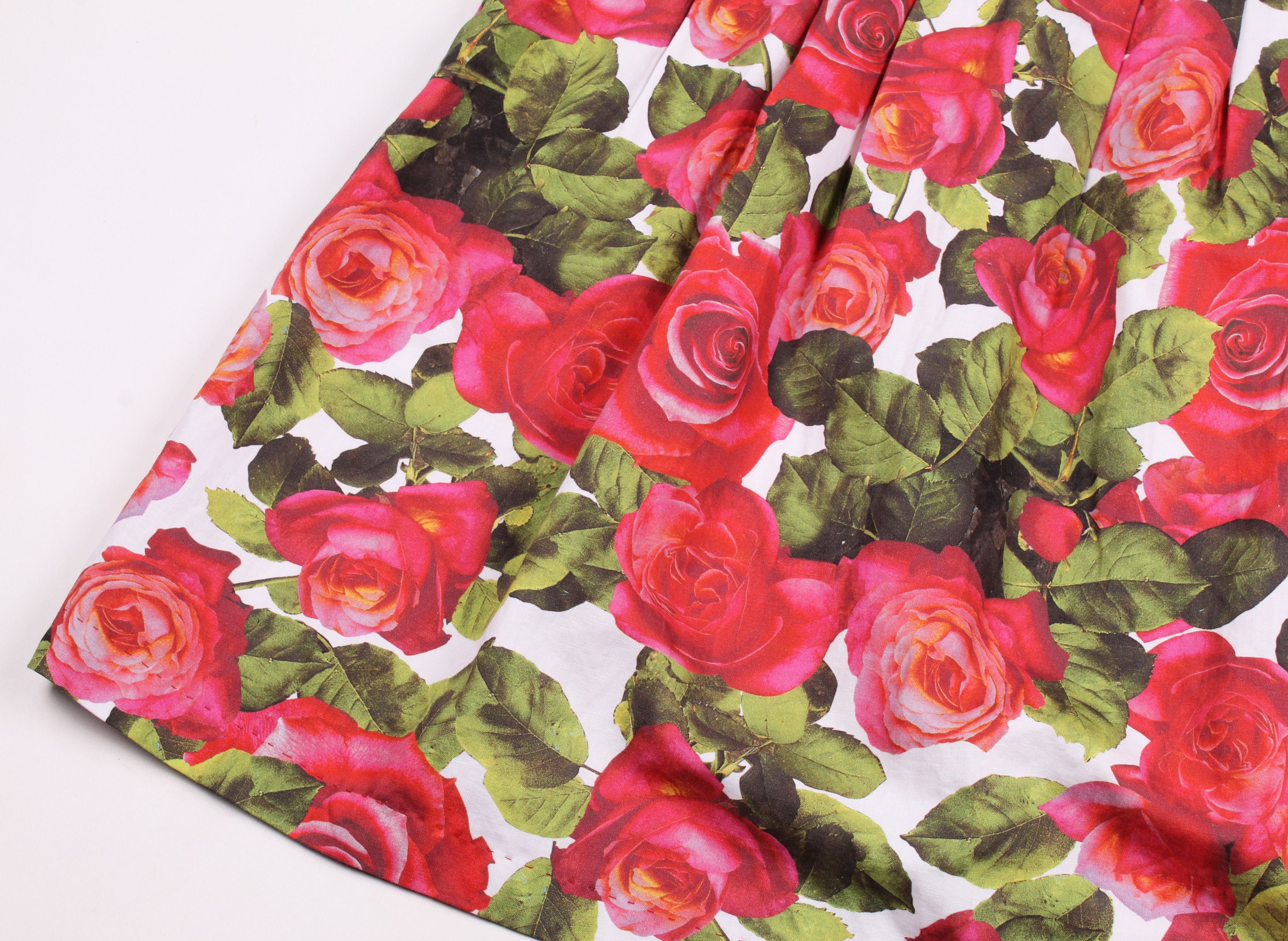 Other Marc Cain Floral Roses Pleated Skirt Size 30" / US 8 / IT 44 - 3 Thumbnail