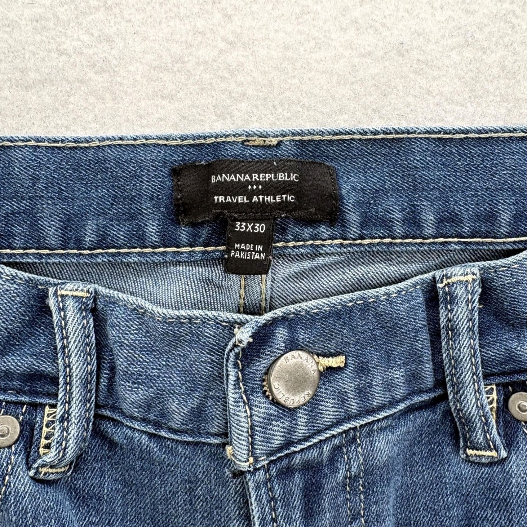 Banana Republic Banana Republic Travel Athletic Jeans Mens 33x30 Blue Wash Tapered Stretch Denim Pants Jeans Mens Navy Blue Athletic Fit Denim Jeans Size US 33 - 3 Thumbnail