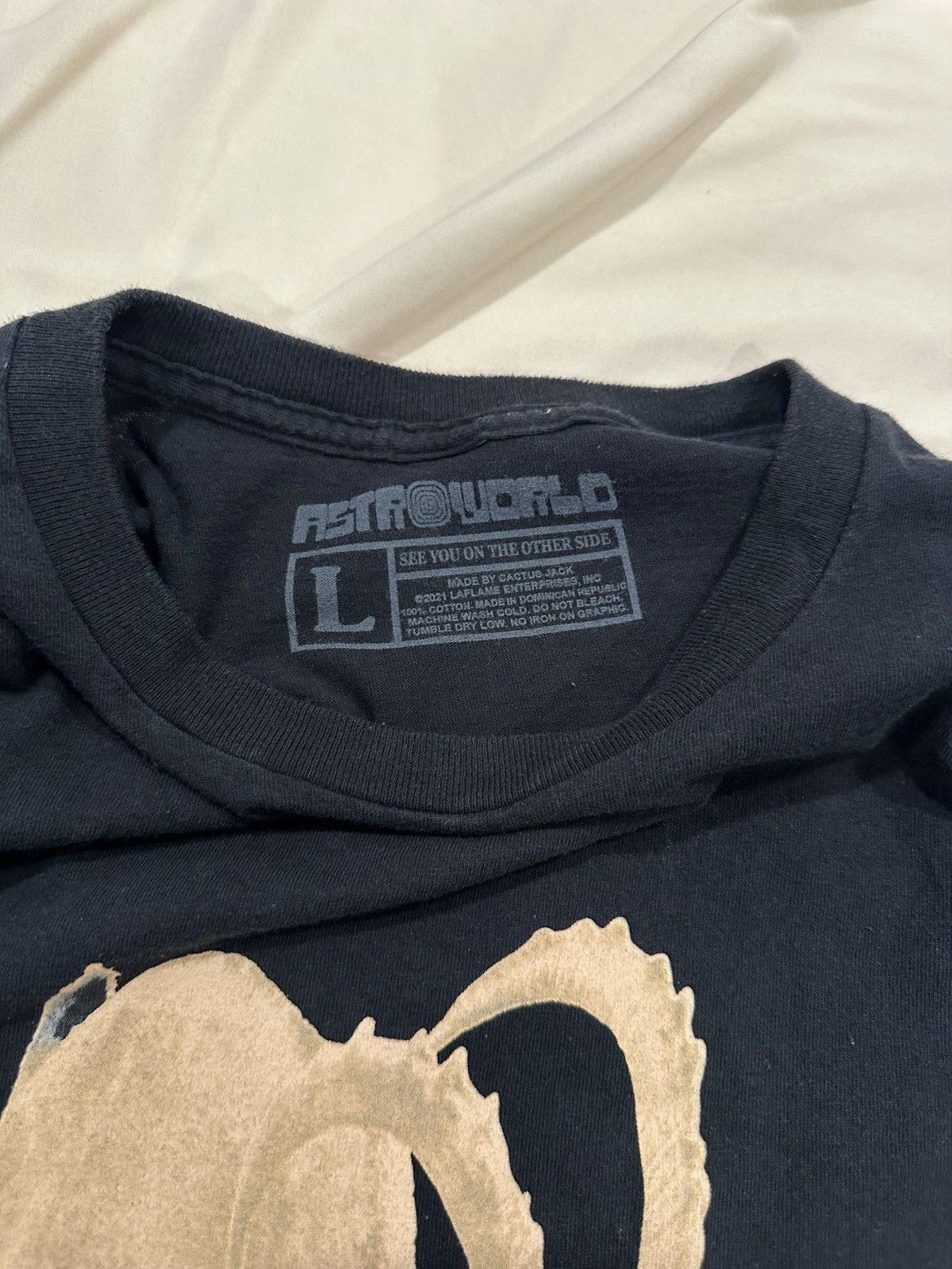 Travis Scott “SEE YOU IN UTOPIA” Astroworld 2021 Tee Travis Scott Large Size US L / EU 52-54 / 3 - 4 Thumbnail