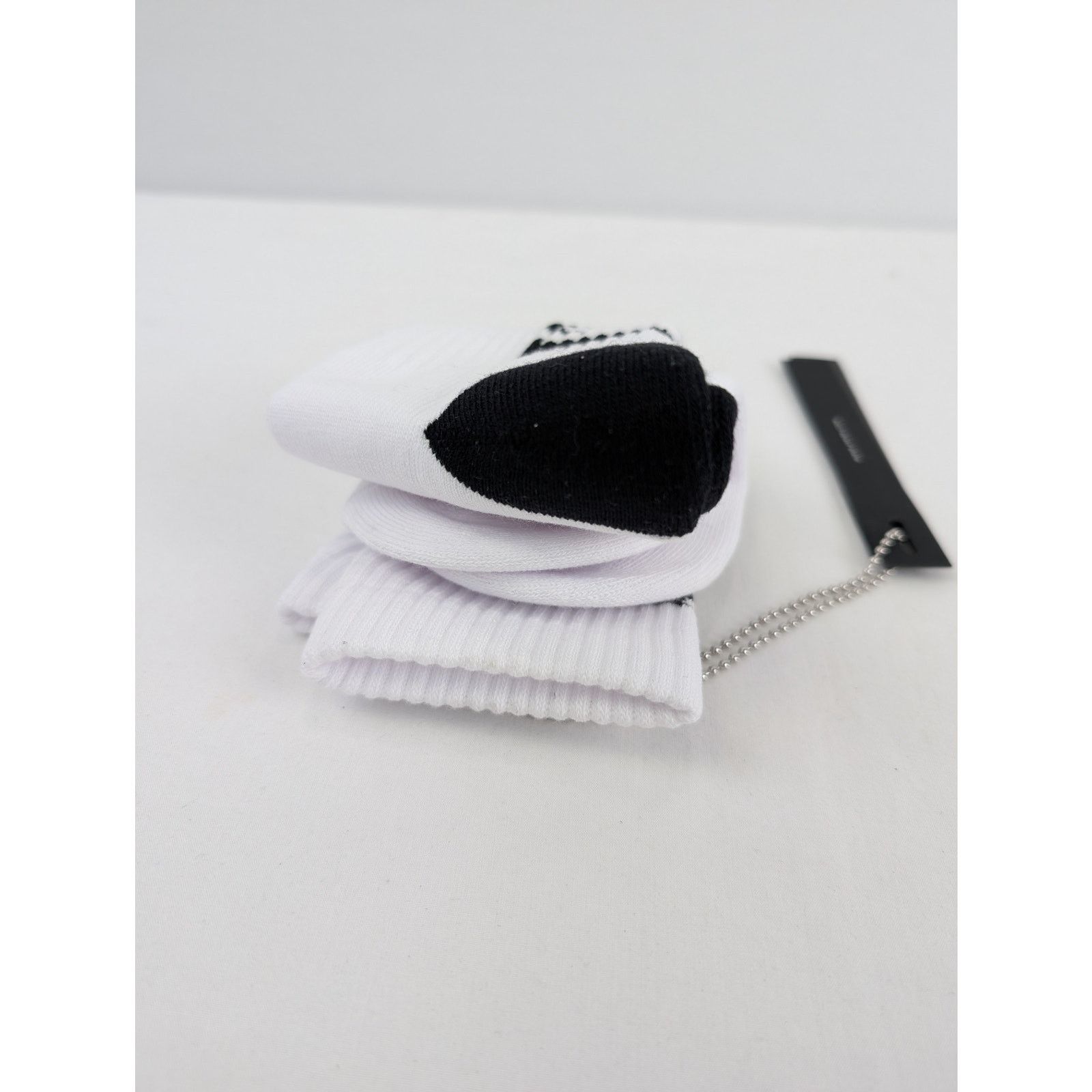 Amiri o1rshd1 Q:4 / Size: 45-46 / Vertical Logo Socks White/Black Size ONE SIZE - 11 Thumbnail