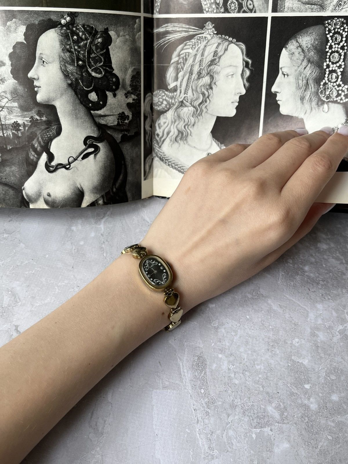 Jewelry × Vintage Vintage Luch Watch with Heart Bracelet Size ONE SIZE - 4 Thumbnail