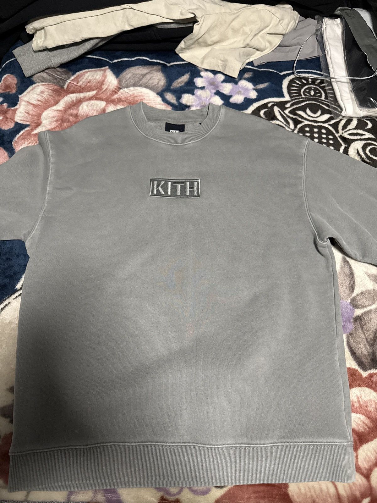 Kith Kith Cyber Monday Grey Crewneck Size Medium Size US M / EU 48-50 / 2 - 7 Thumbnail
