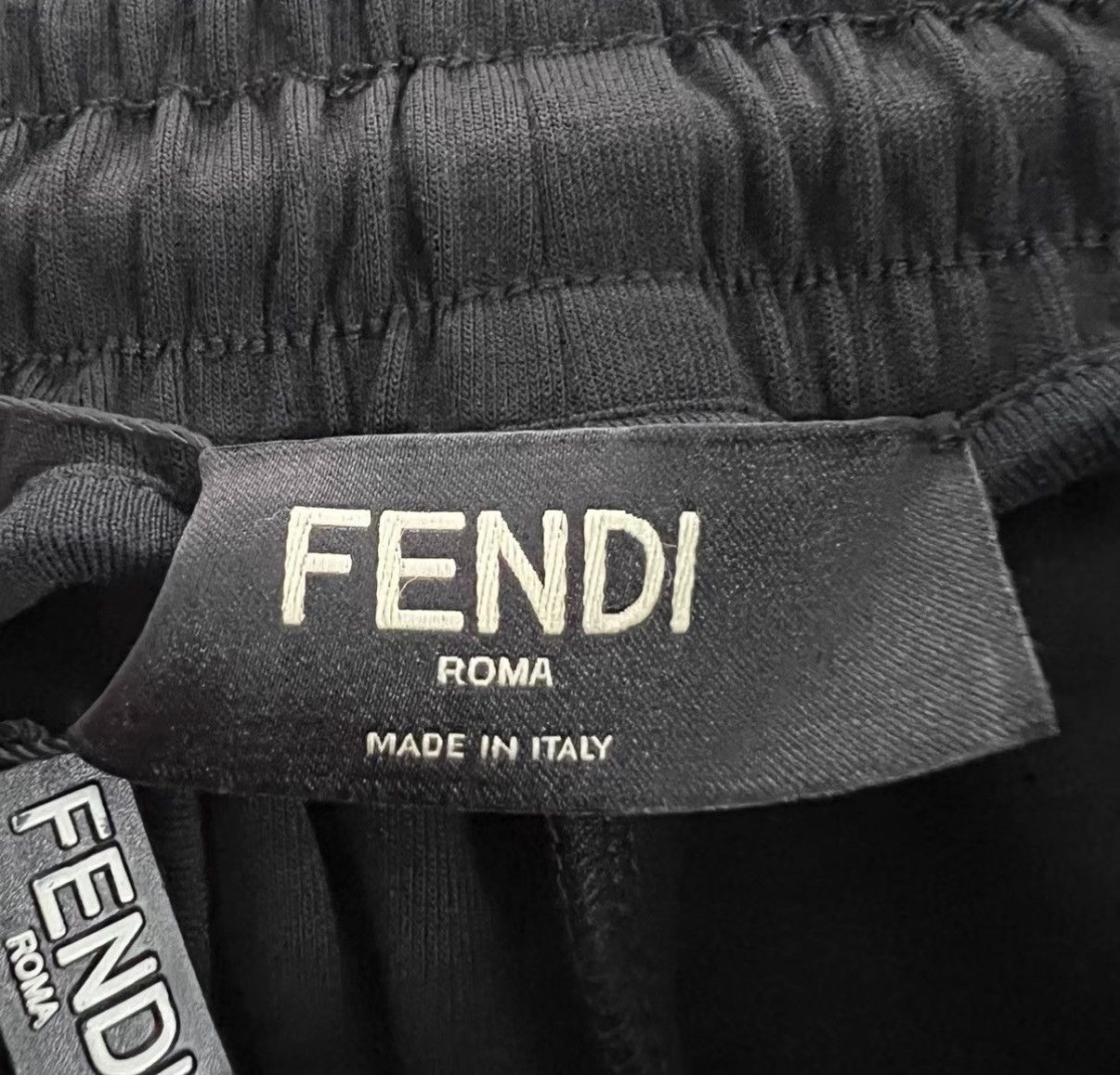Fendi Fendi Black Logo Shorts J41 Size US 28 / EU 44 - 3 Thumbnail