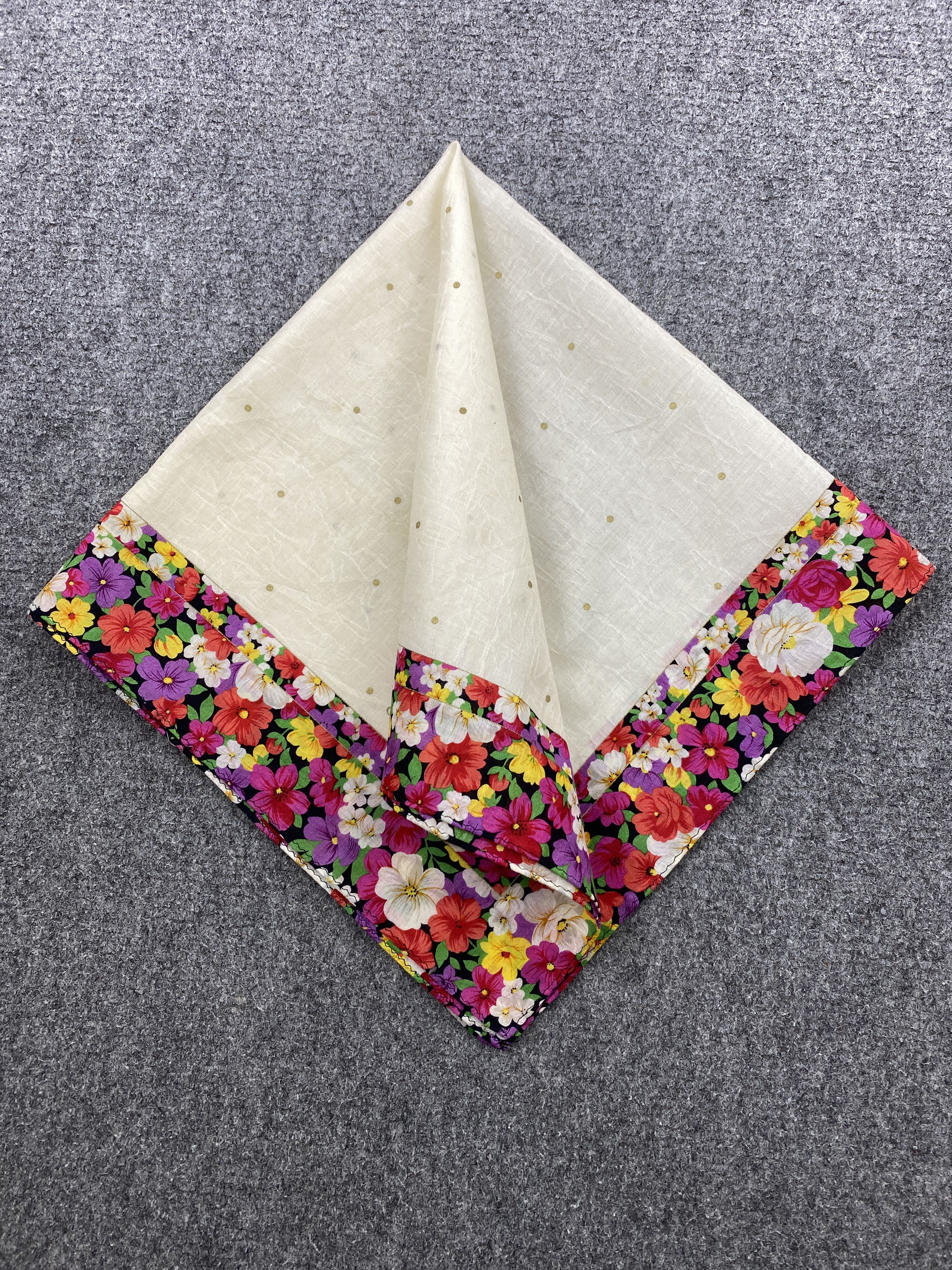 Givenchy Givenchy Handkerchief / Neckerchief / Bandana HKC0746 Size ONE SIZE - 3 Thumbnail