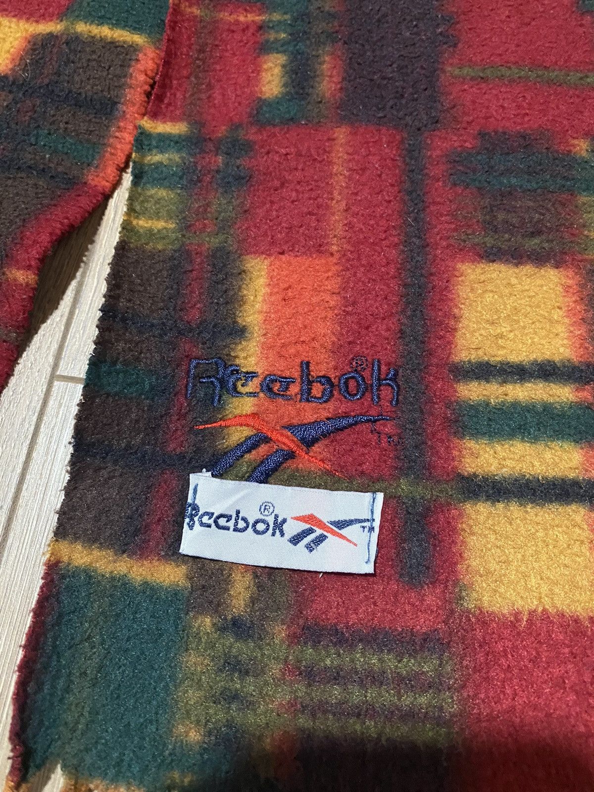 Reebok Vintage Rare Reebok Archival sportswear Scarf Size ONE SIZE - 8 Thumbnail