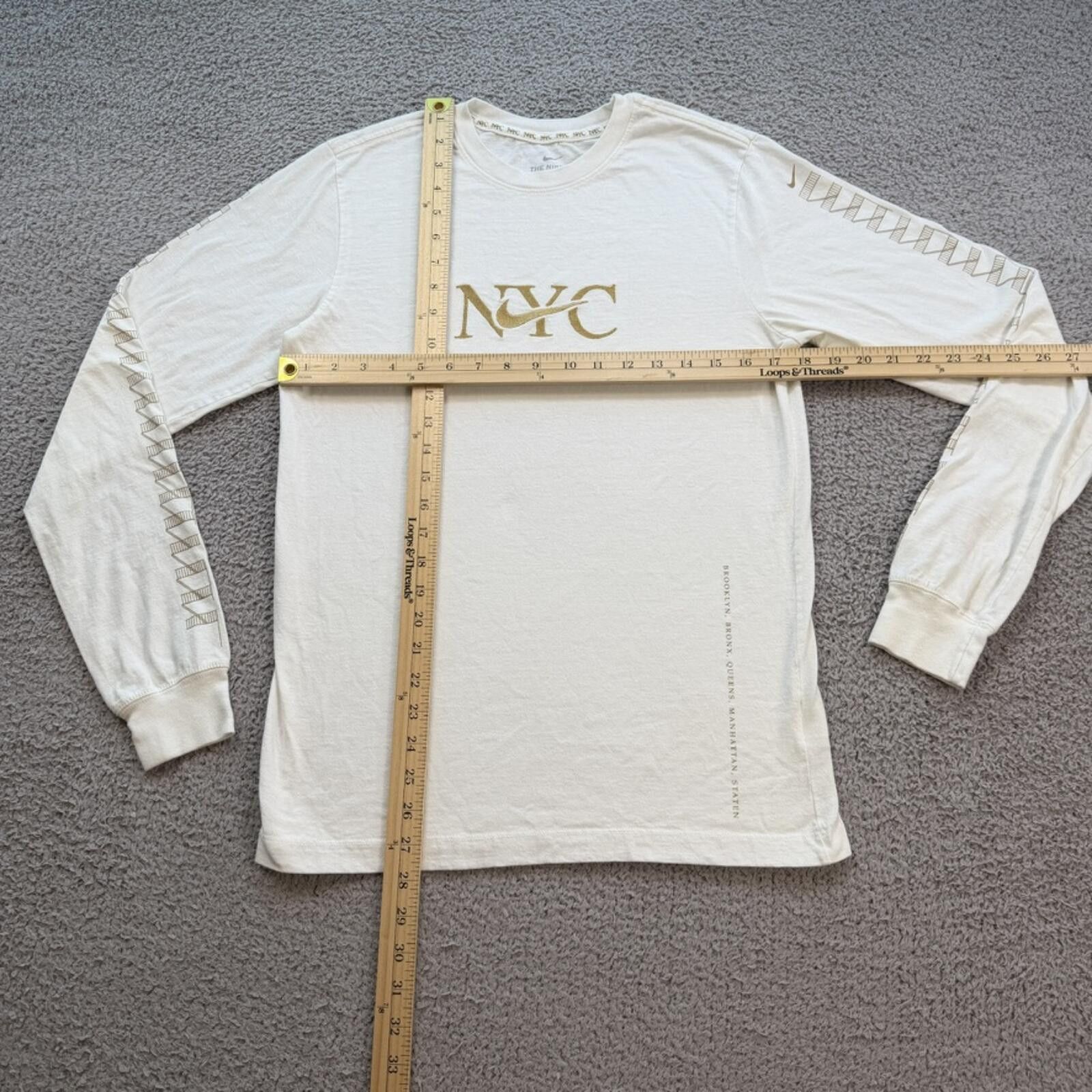 Nike Nike NYC Gold Embroidered Long Sleeve Shirt Athletic Tee Size US S / EU 44-46 / 1 - 4 Thumbnail