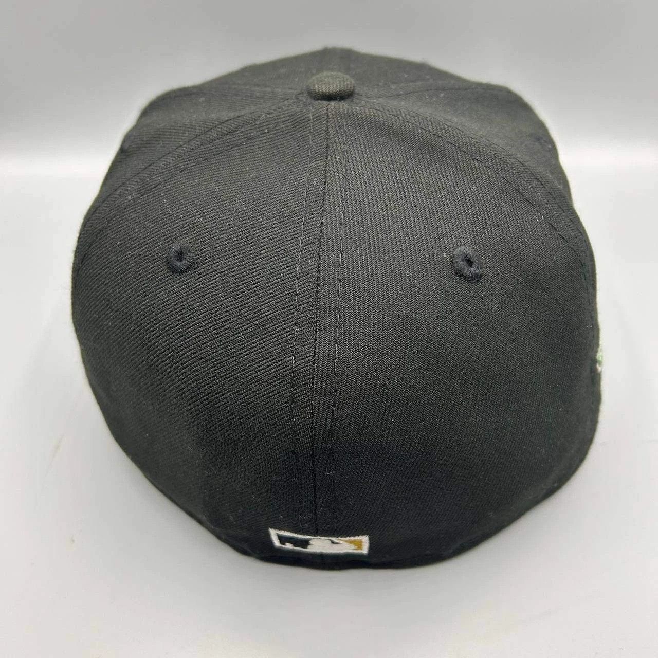 New Era Chicago Cubs Hat Men 7 3/8 Black Green MLB Fitted Cap Size ONE SIZE - 8 Thumbnail