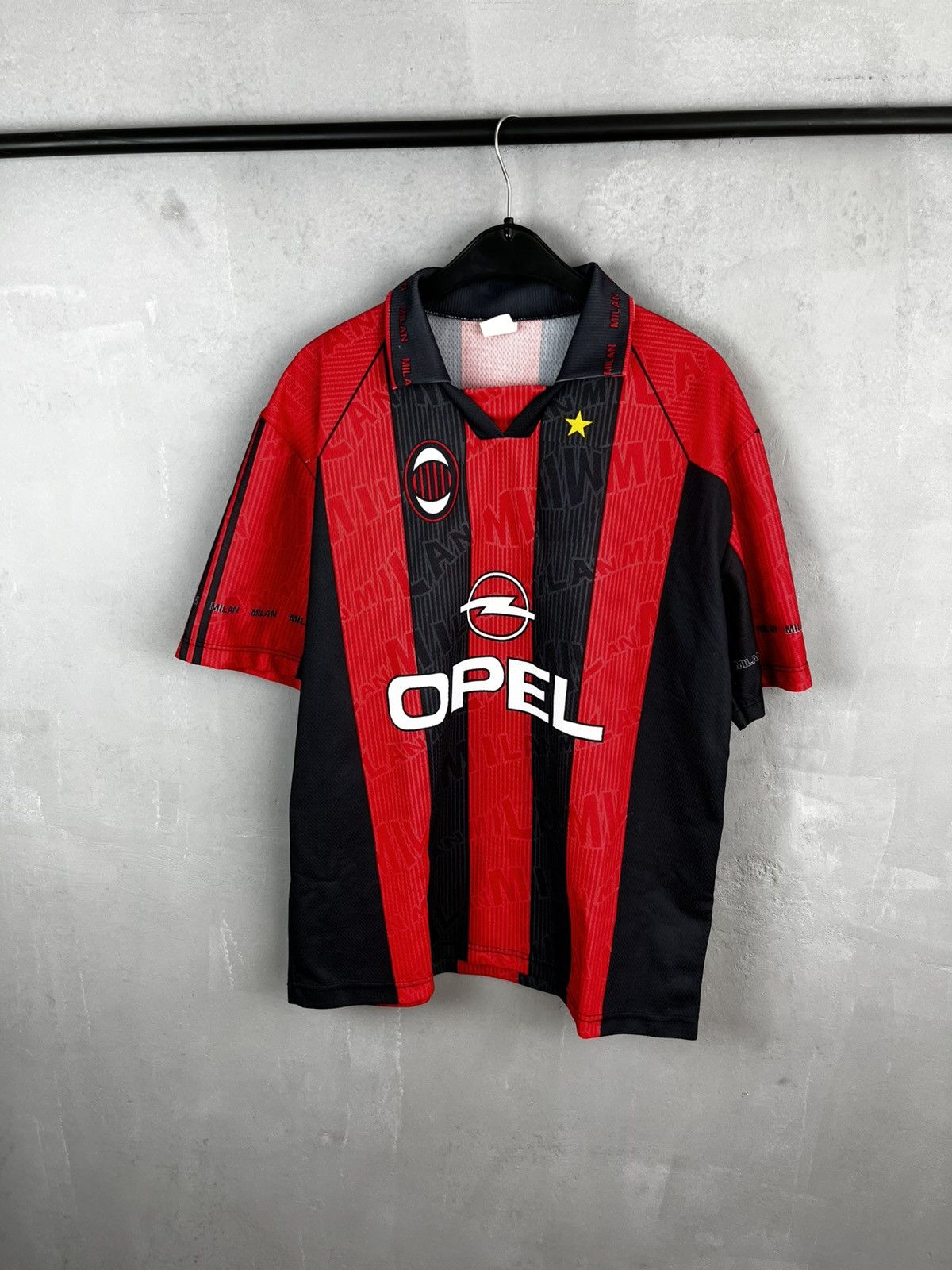 Vintage 90s MALDINI 3 OPEL MILAN FOOTBALL TEE SHIRT Y2k RETRO JERSEY Size US XL / EU 56 / 4 - 1 Thumbnail