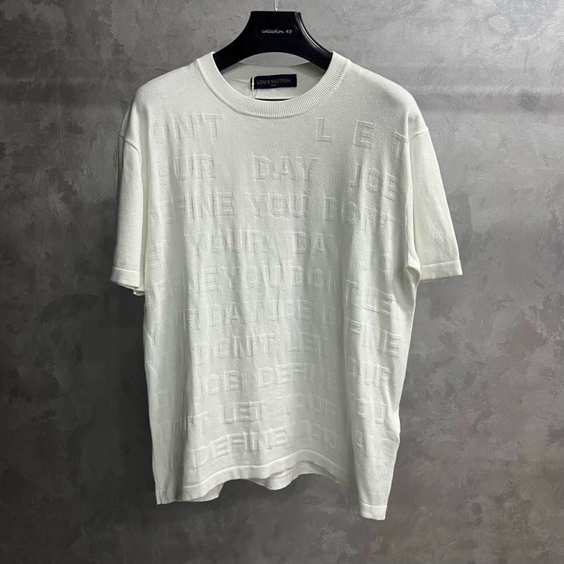 Louis Vuitton Louis Vuitton round neck and white three-dimensional lett Size US M / EU 48-50 / 2 - 1 Thumbnail