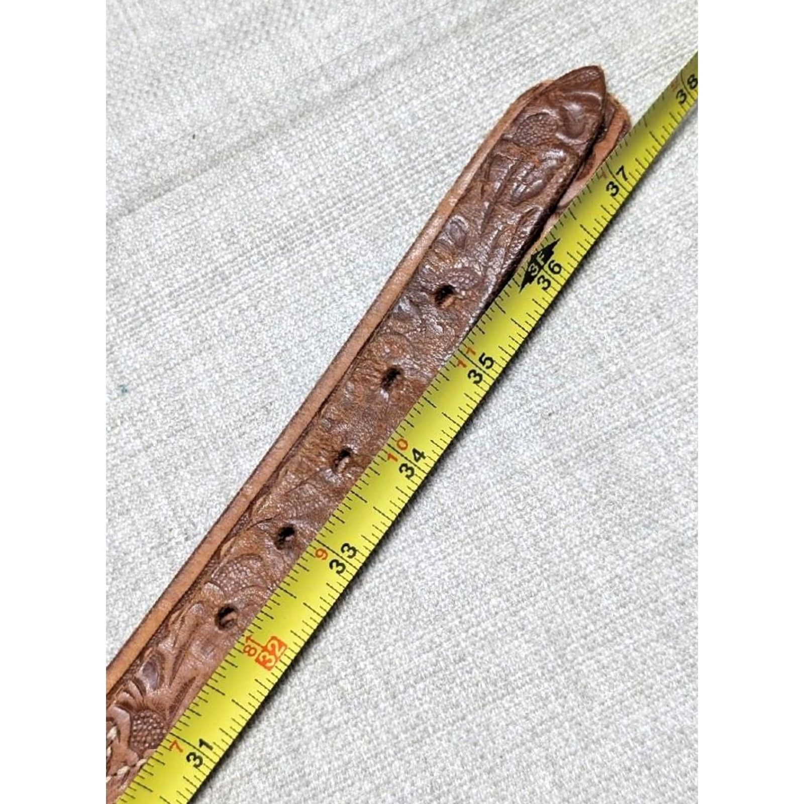 Vintage VINTAGE Looper belt Western Ranger belt 34 brown floral buckle cowhide leather Men Sized 34 Brown Floral Western Ranger belt Size 34 - 2 Thumbnail