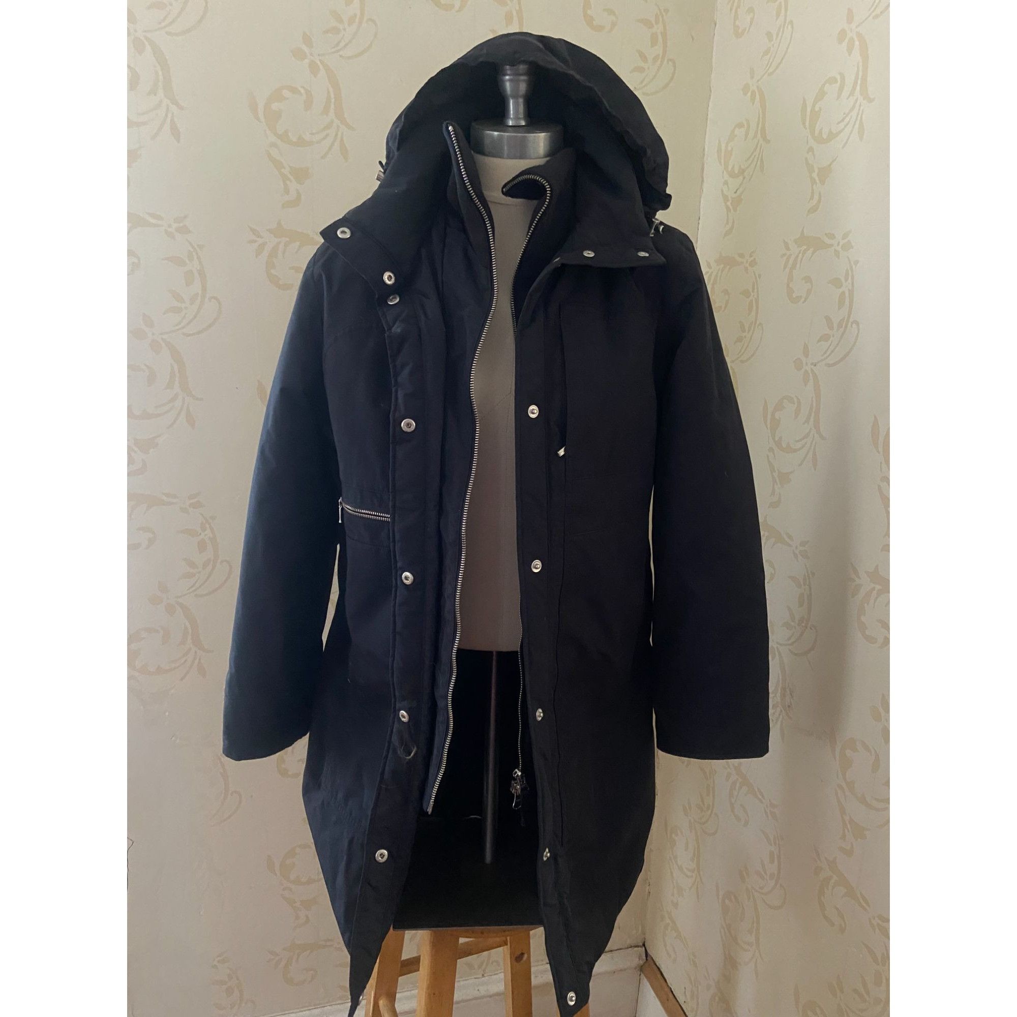 image of Lands End Ladies Small Lands' End Winter Parka Quilted Lined Jacket in Black, Women's