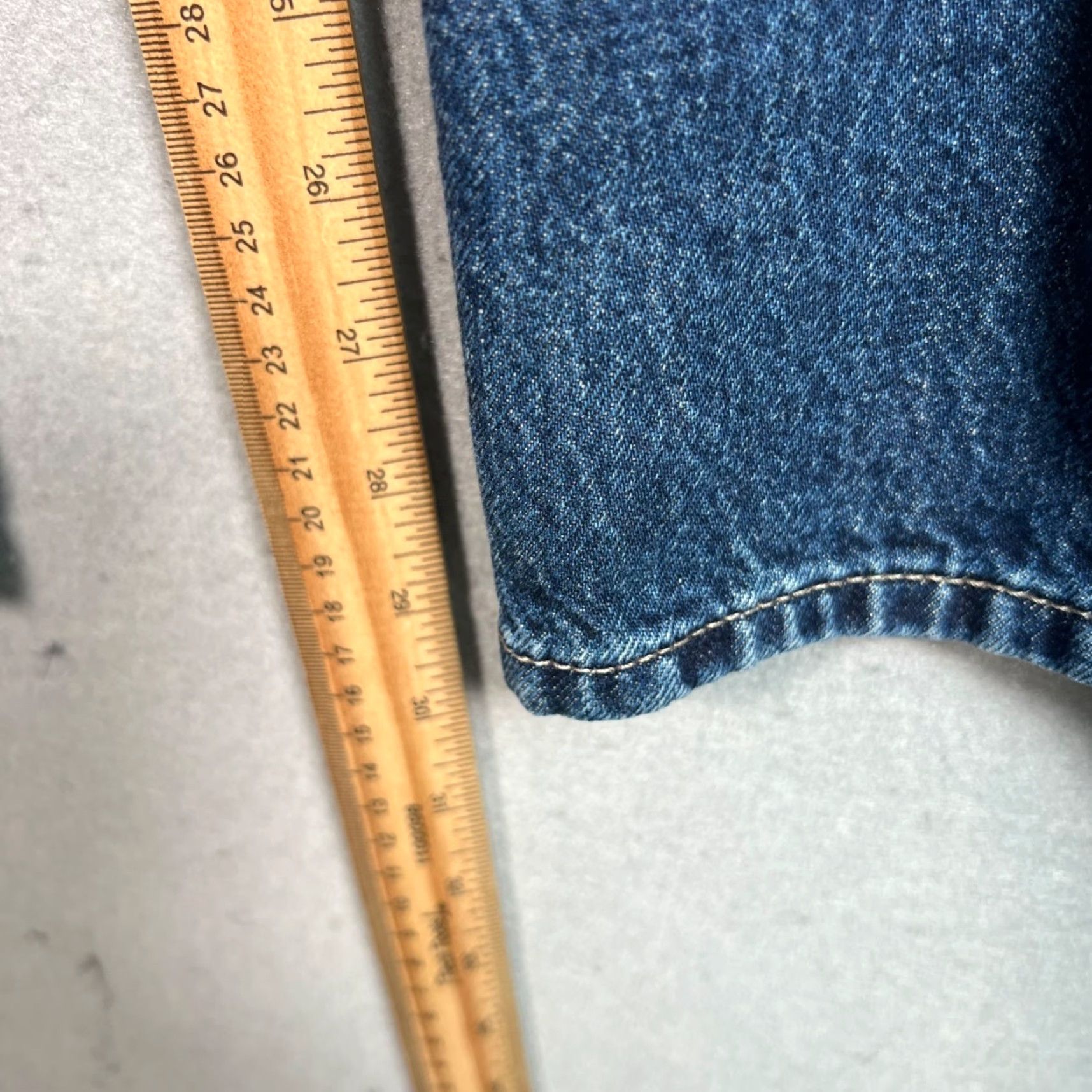 Uniqlo VINTAGE Uniqlo Jeans Mens 32 Blue Regular Fit Straight Leg Cotton Denim 5-Pocket Inseam 30" Mid Rise Mens jeans Size US 32 / EU 48 - 7 Thumbnail