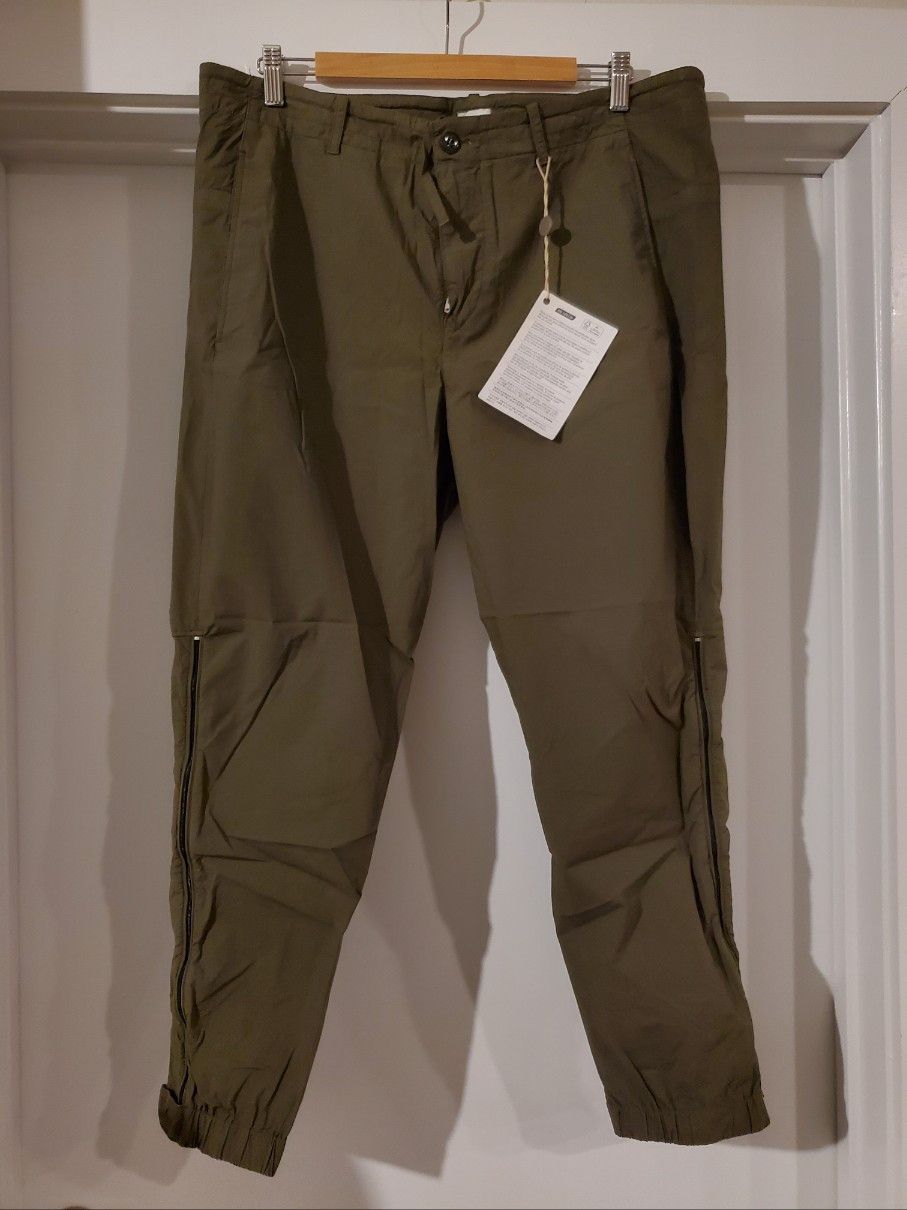 C.P. Company C.P. Company Parachute Jogger Pants Sz 50 Size US 34 / EU 50 - 1 Thumbnail