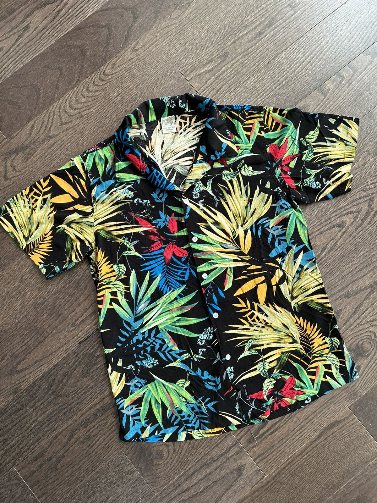 Vintage Early 2000s Hawaiian Button up Size US S / EU 44-46 / 1 - 1 Thumbnail