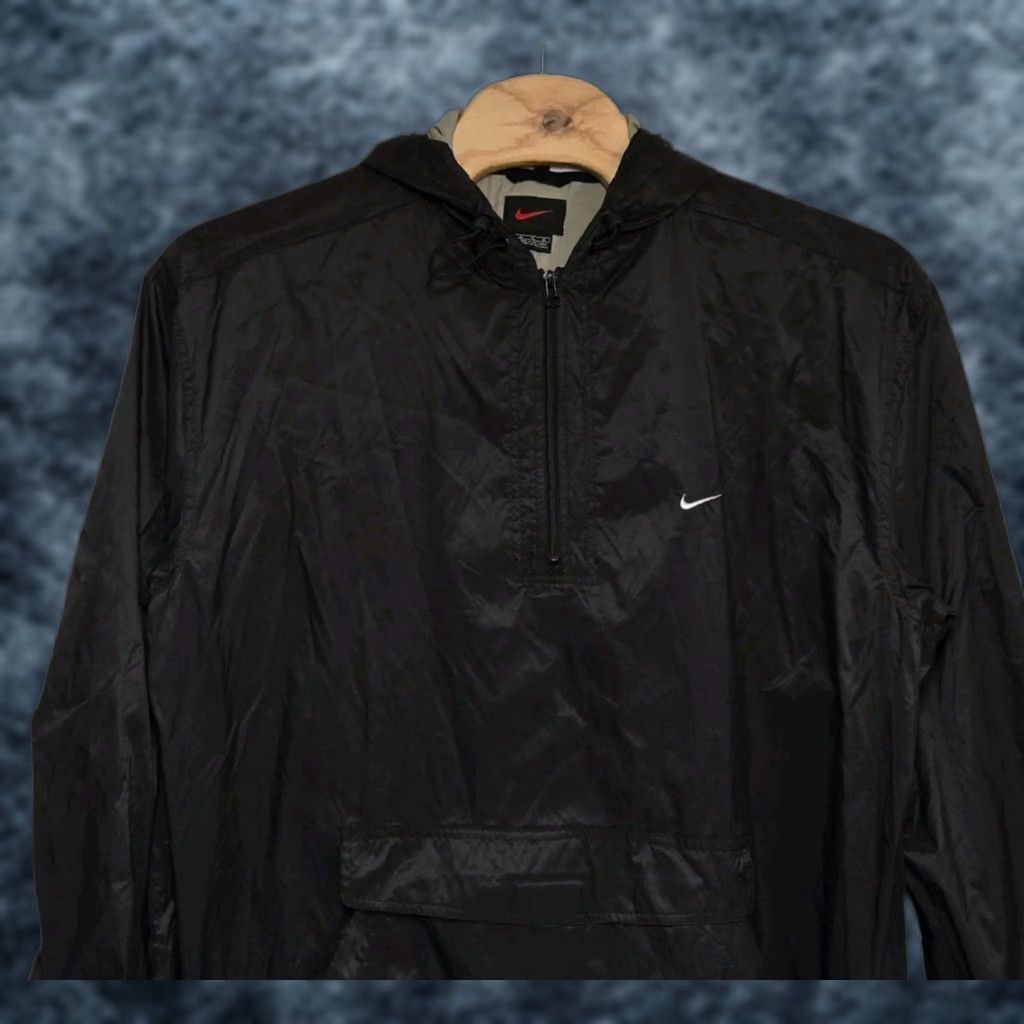 Nike VINTAGE Nike Windbreaker Jacket Swoosh Logo Back Hit Spellout Men XL Black Size US XL / EU 56 / 4 - 1 Thumbnail