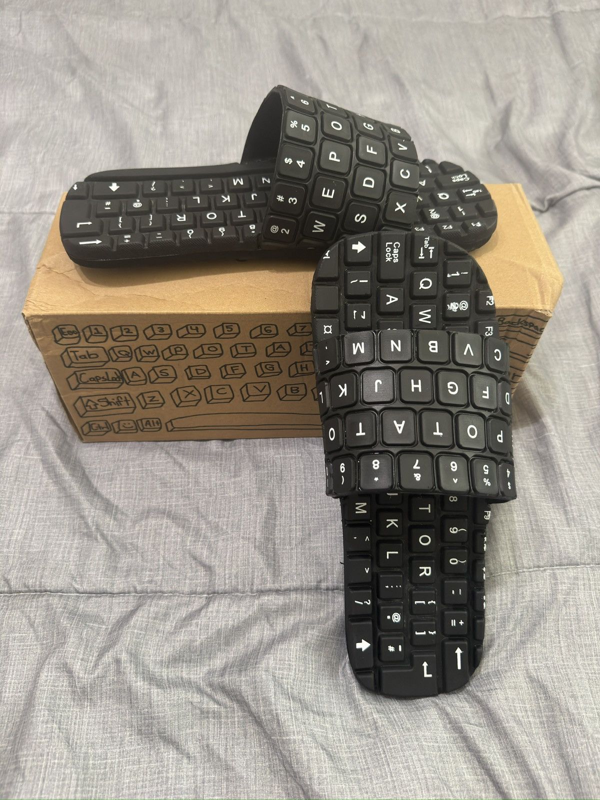KEYBOARD SLIDES