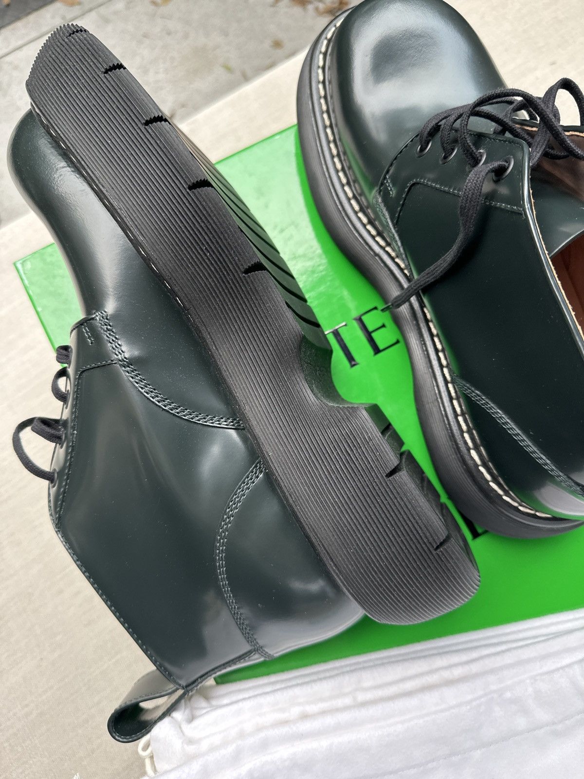 Bottega Veneta New in Box, Dark Green Lace Up Size US 11 / EU 44 - 3 Thumbnail