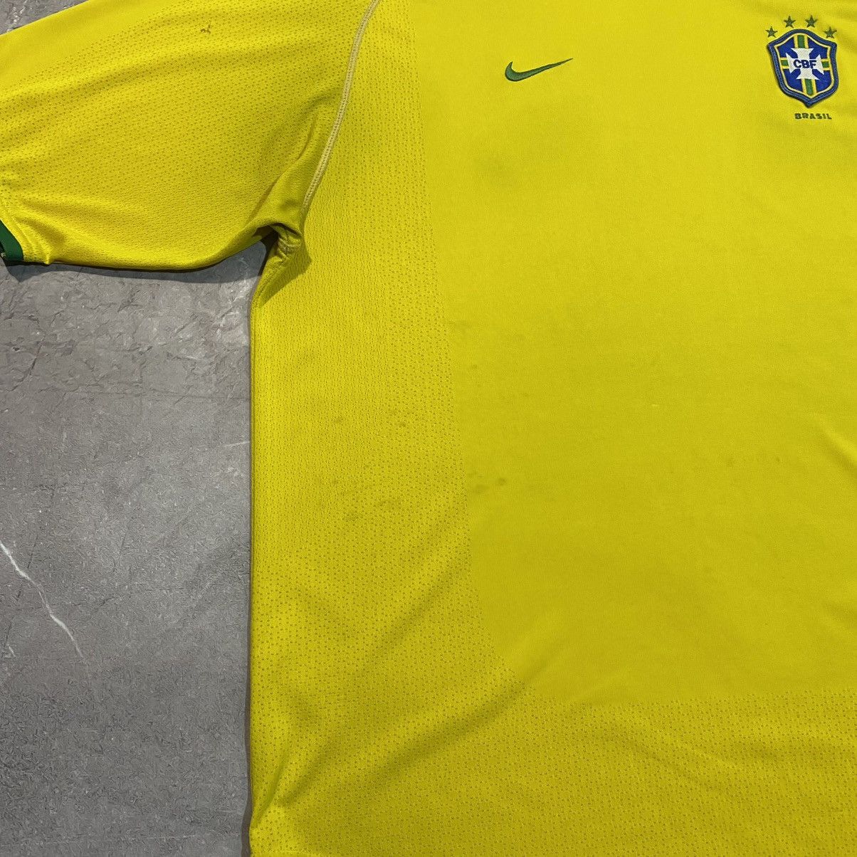 Vintage VINTAGE NIKE BRAZIL TEE NATIONAL SOCCER JERSEY 00s Size US XL / EU 56 / 4 - 3 Thumbnail