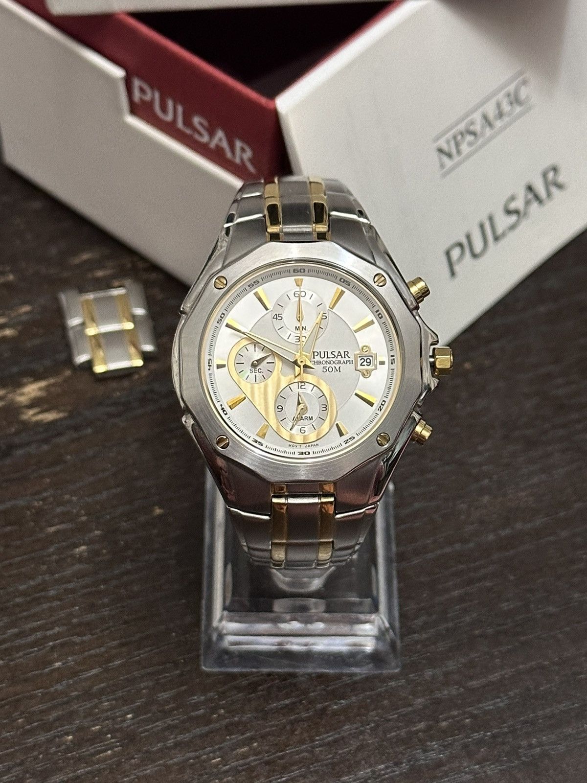 Seiko 2012 Seiko Pulsar “Two-Tone” Chronograph 12 Corner Watch Size ONE SIZE - 8 Thumbnail